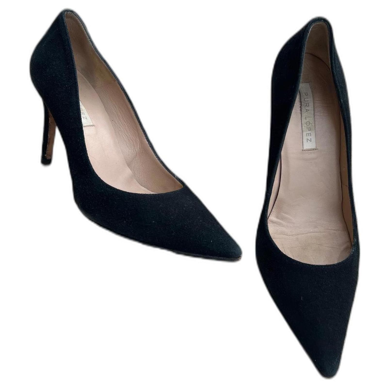 Pura Lopez Black Leather Pumps With Ankle Strap Pura Lopez - Main Image