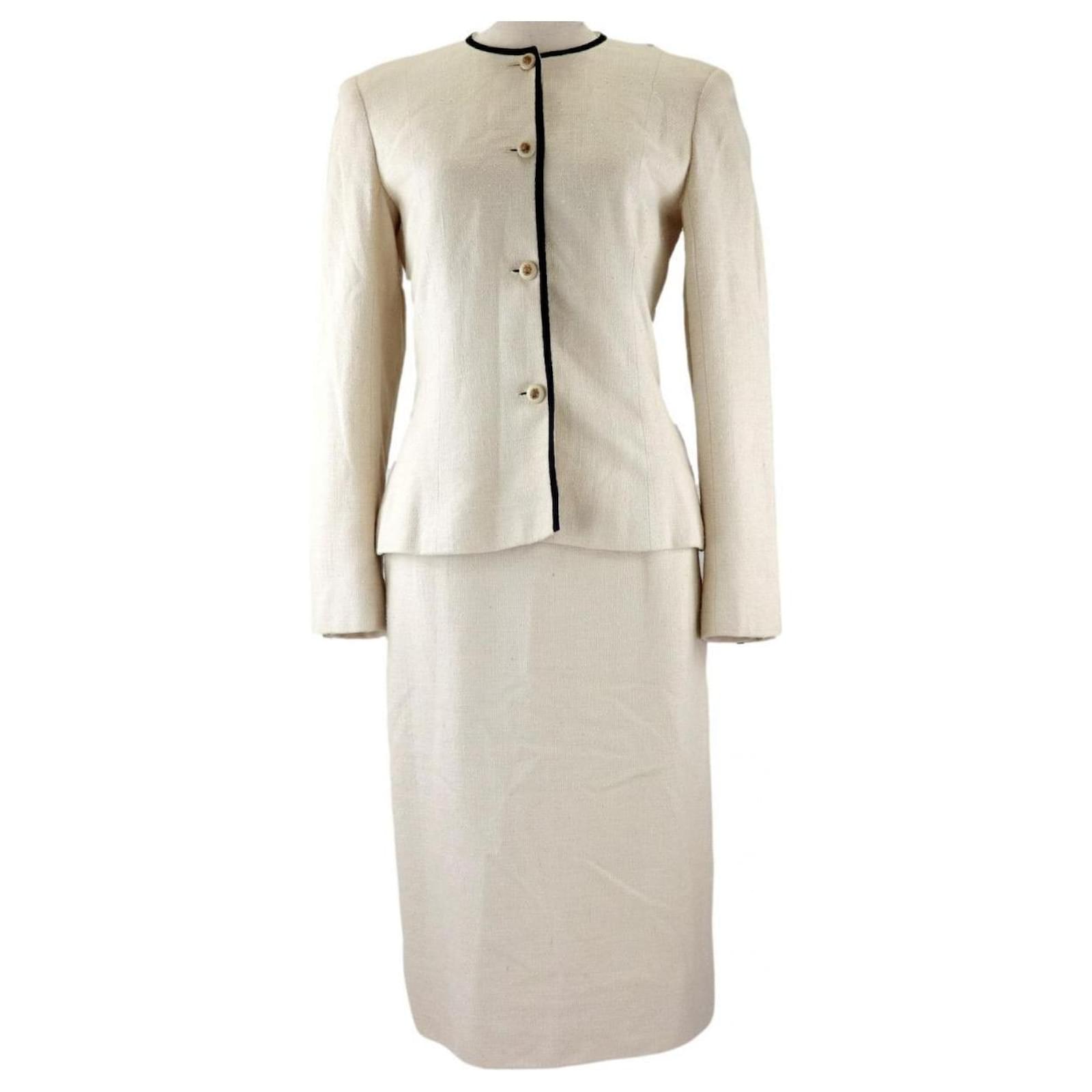 Used] Chanel Creation Vintage Skirt Suit Ladies White 6 Colorless Jacket  Tight Wool ref.509540 - Joli Closet