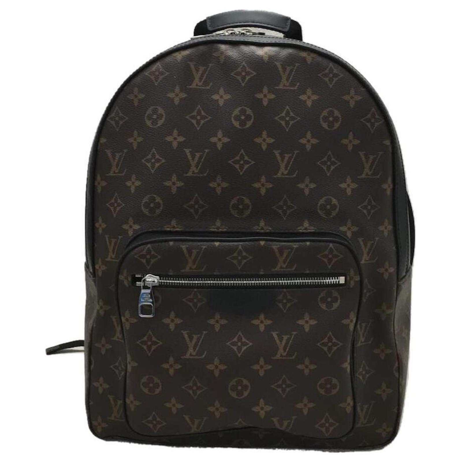 L V BACKPACK Medium Size ACTUAL PICTURE