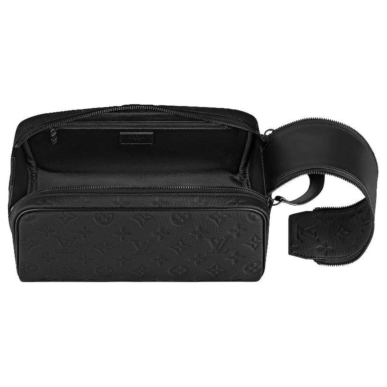 Louis Vuitton LV Dopp kit tautillon monogram Black Leather ref