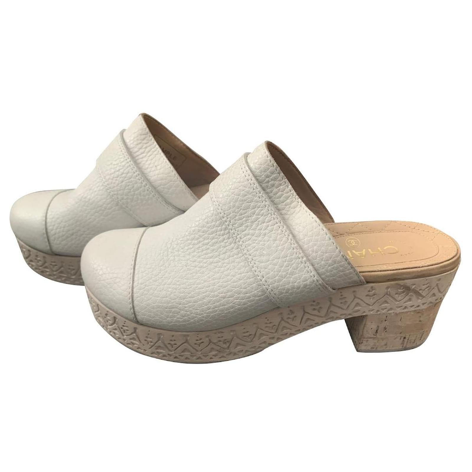 Chanel Clogs Cream Leather  - Joli Closet