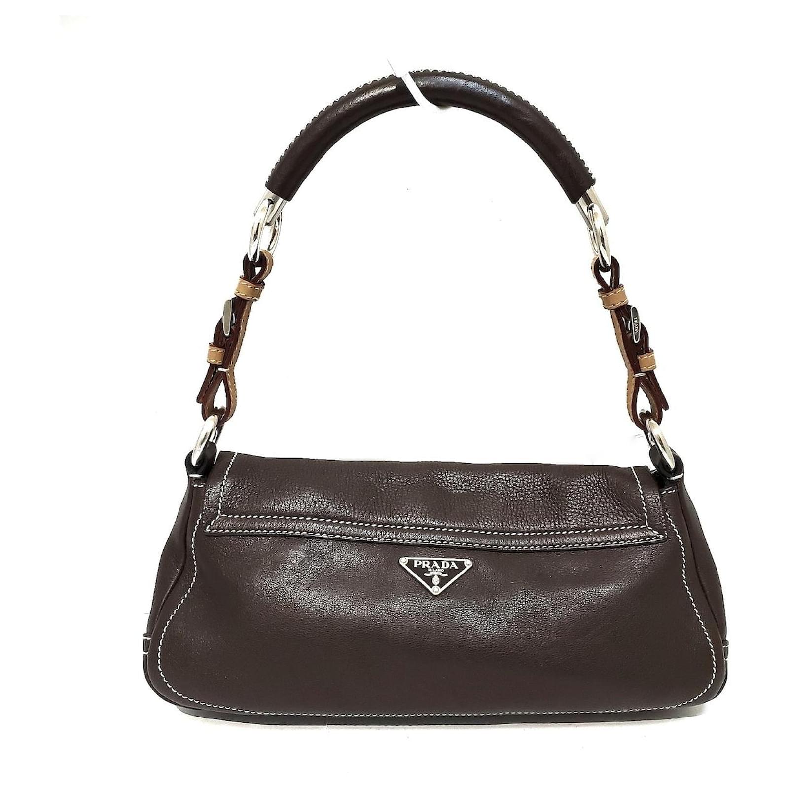 Prada Brown Leather Ring Shoulder Bag Beige ref.131105 - Joli Closet
