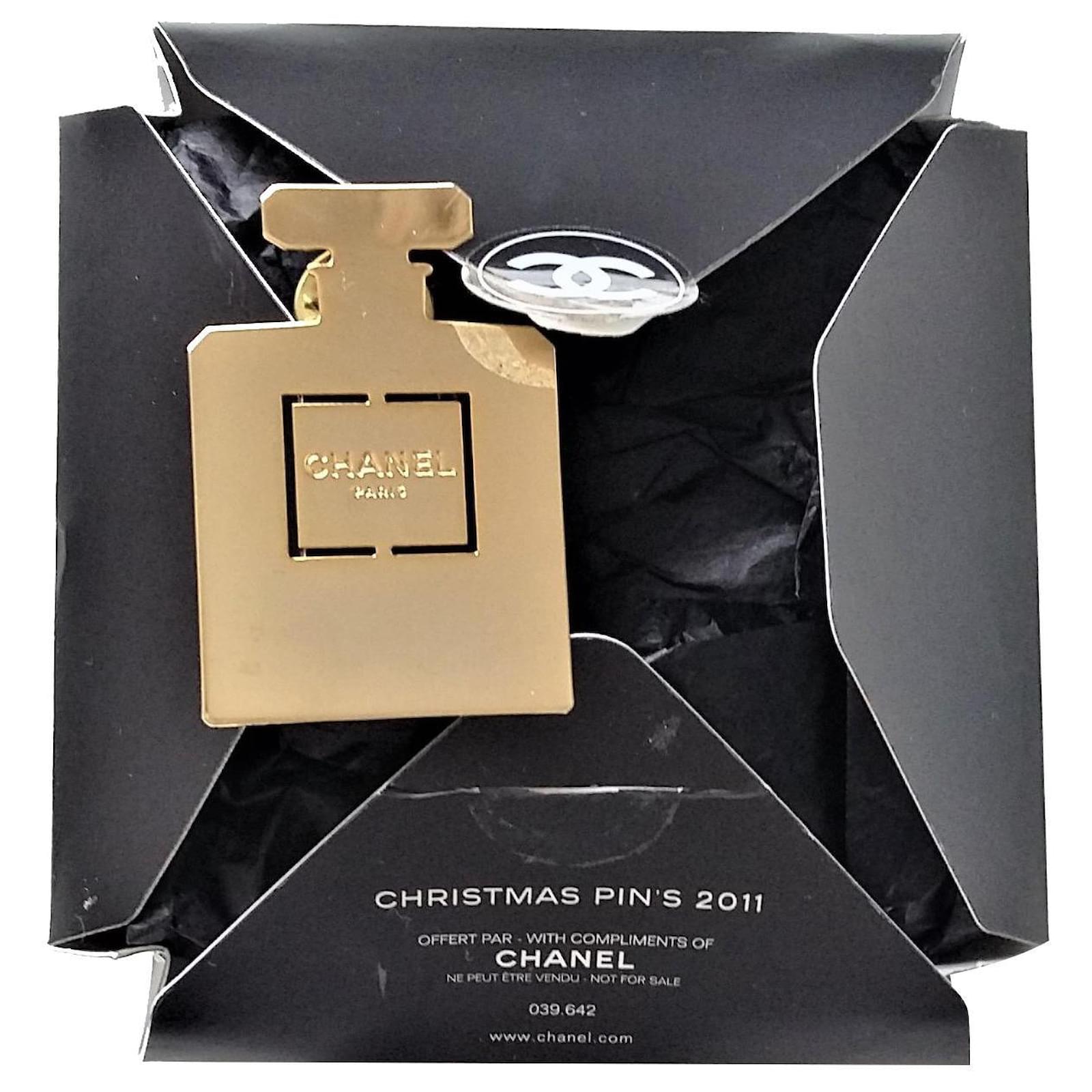 Chanel No.5 Christmas Limited Editions