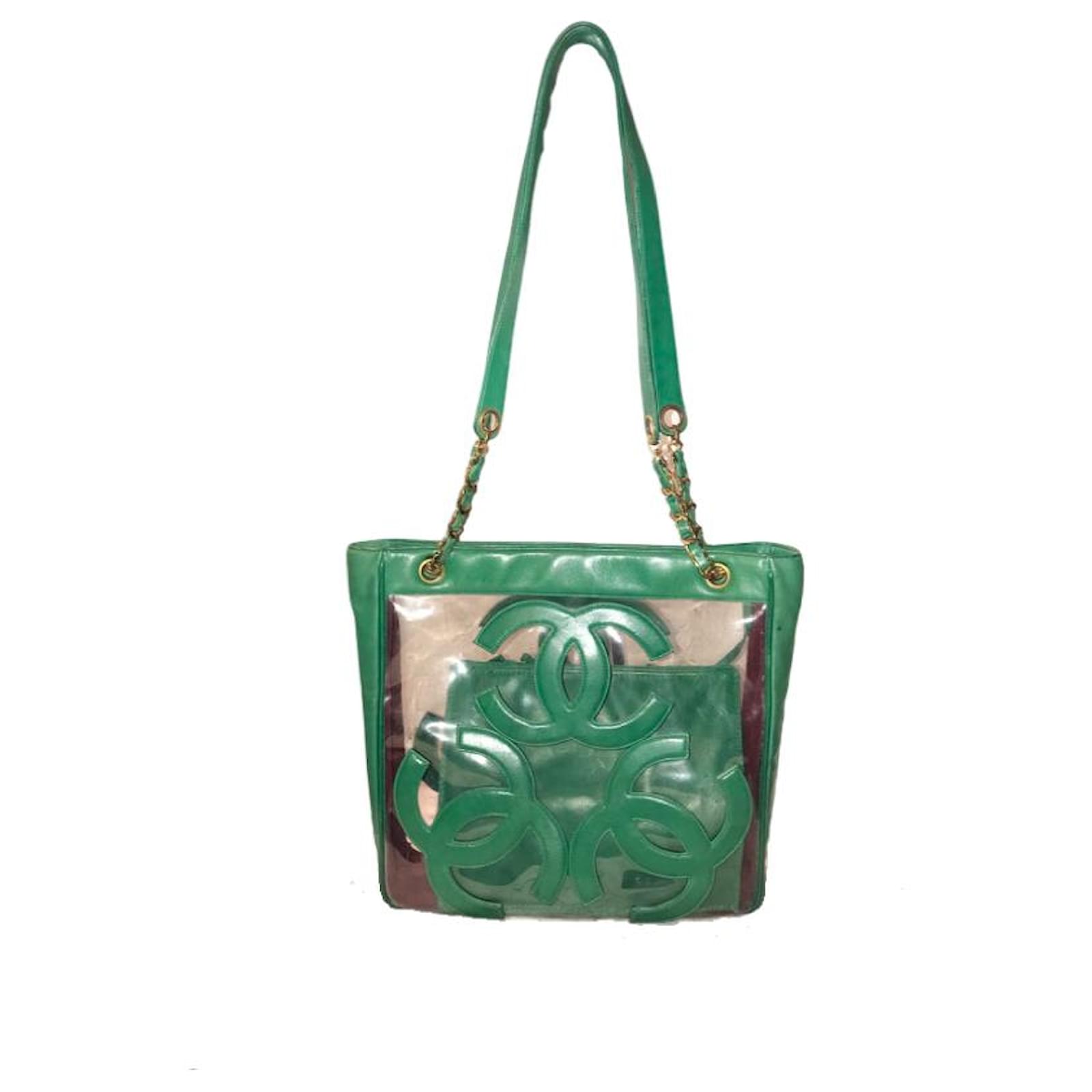 CHANEL vintage leather and vinyl bag. Green Plastic Lambskin ref.514673 -  Joli Closet
