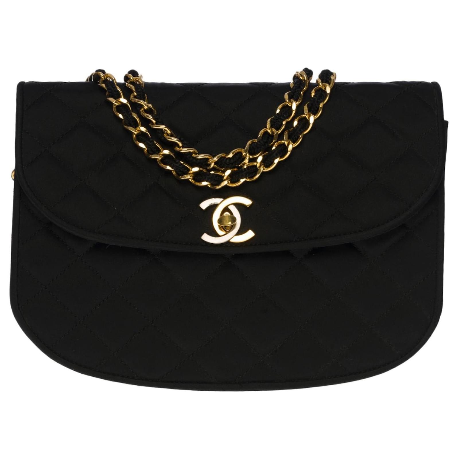 Beautiful Chanel Classic Flap bag handbag in black canvas, garniture en