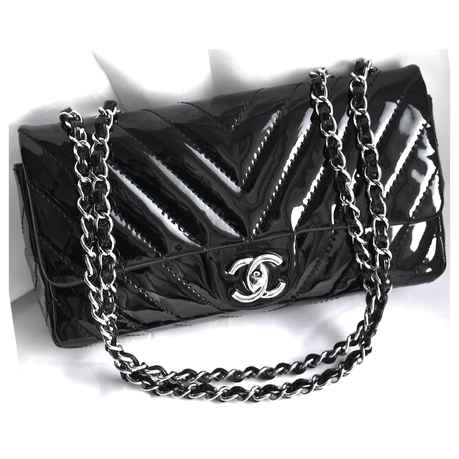 Chanel Timeless Classic Black Flap Bag 25 cm Leather Patent leather  ref.516508 - Joli Closet