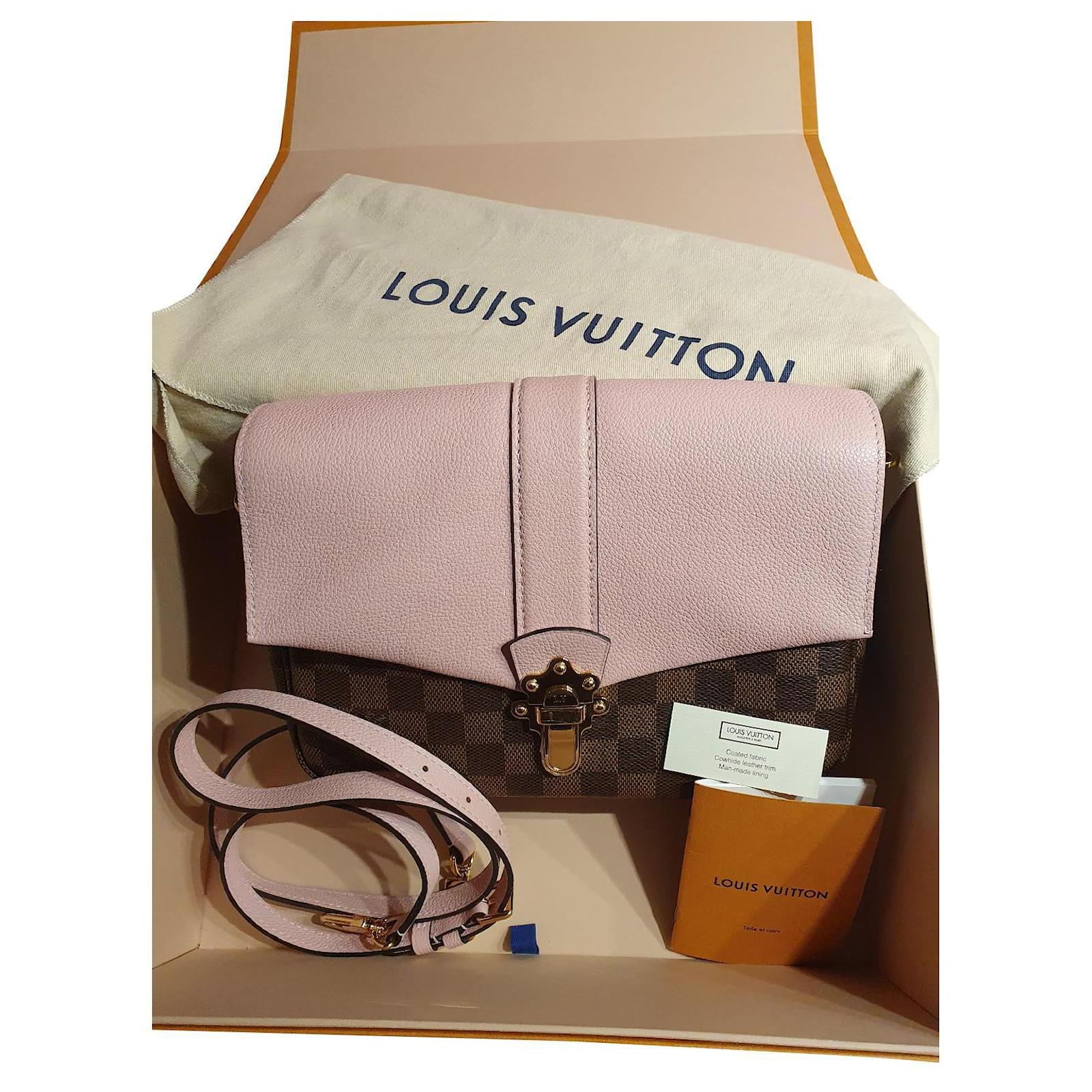 Louis Vuitton Clapton Plane Pink New Brown ref.517072 - Joli Closet