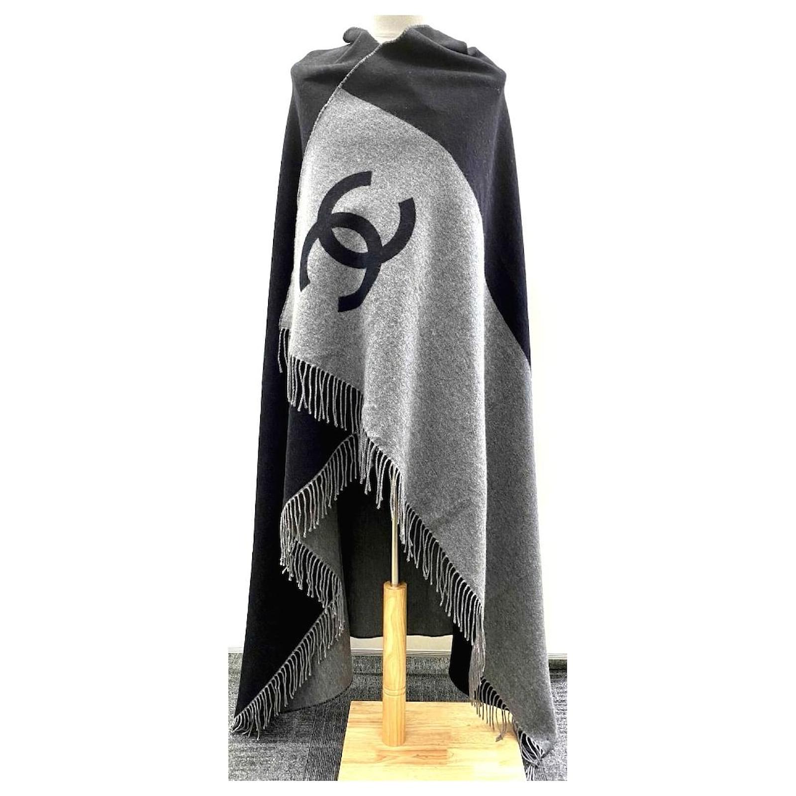 CHANEL Merino Wool Cashmere CC Throw Blanket Black Grey 345607