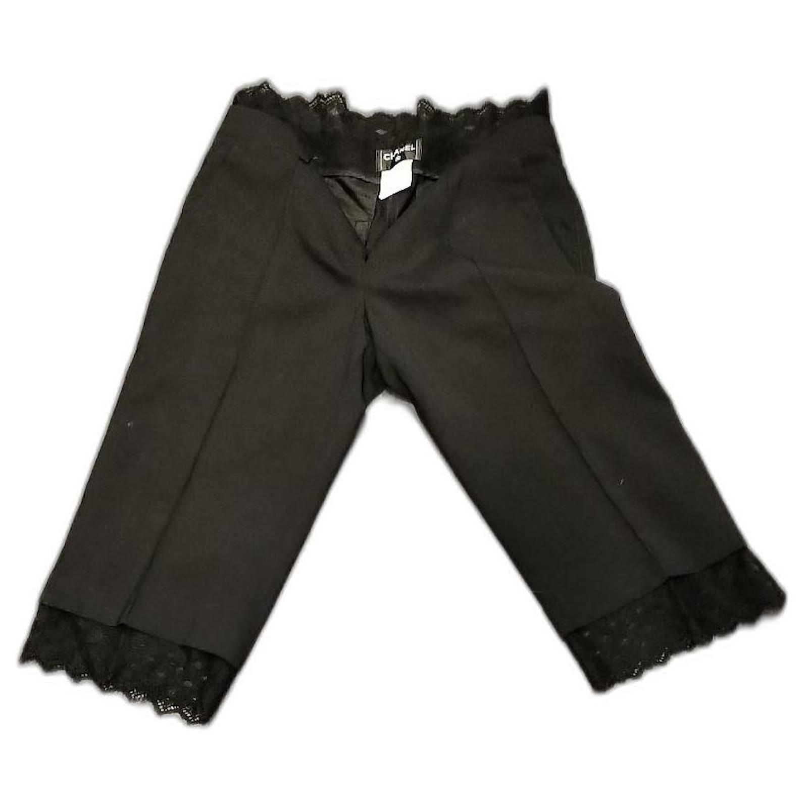 Chanel Wool cropped pants Black ref.518940 - Joli Closet