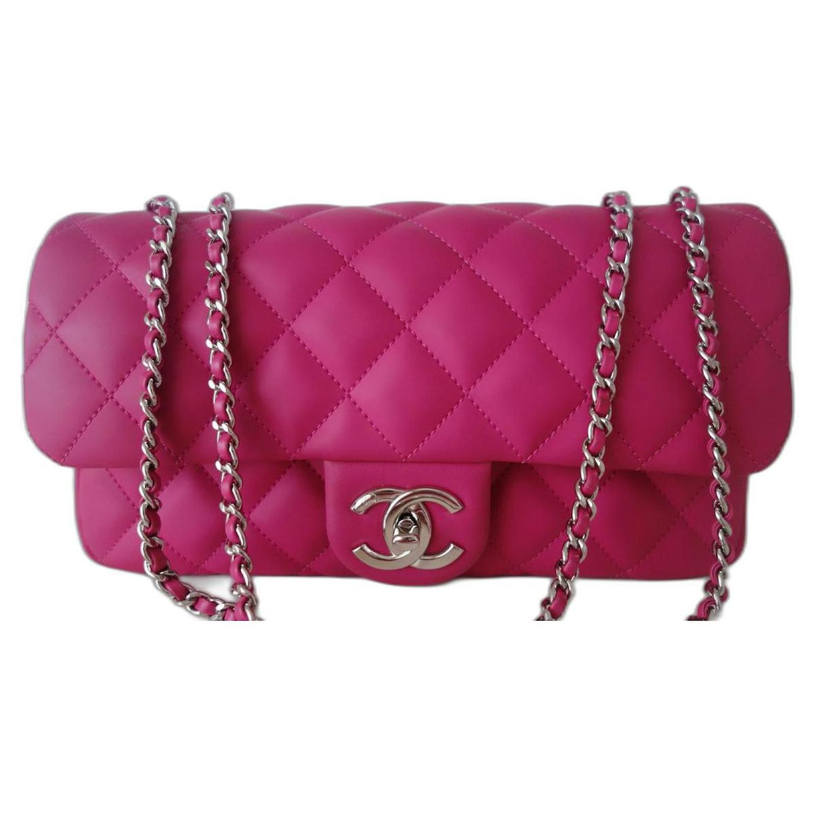Timeless CLASSIC CHANEL BAG 2 EN 1 Pink Multiple colors Plastic ref.519441  - Joli Closet