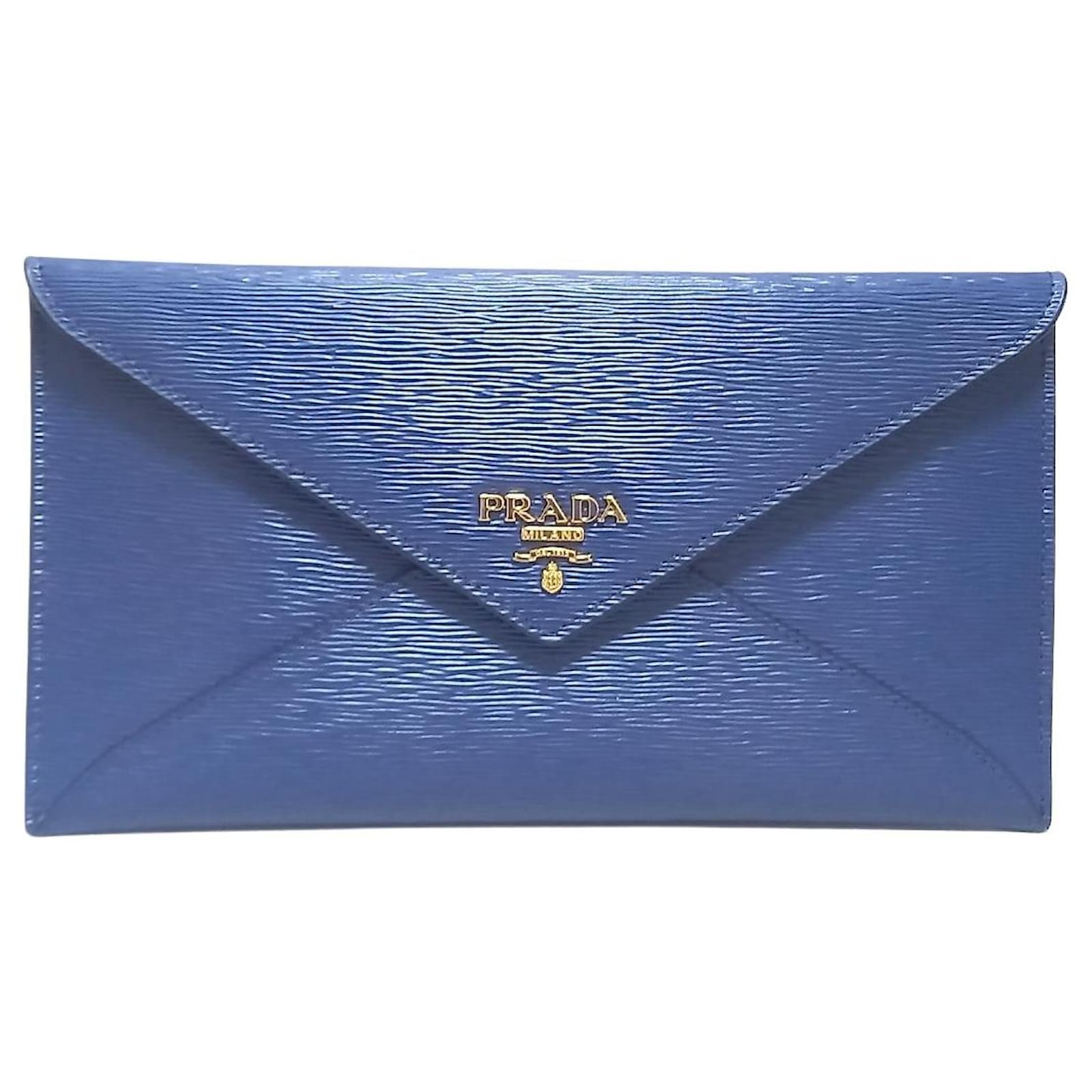PRADA wallet Navy blue Leather ref.520773 Joli Closet