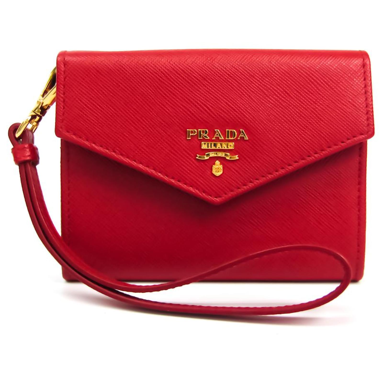 PRADA wallet Red Leather ref.521023 Joli Closet