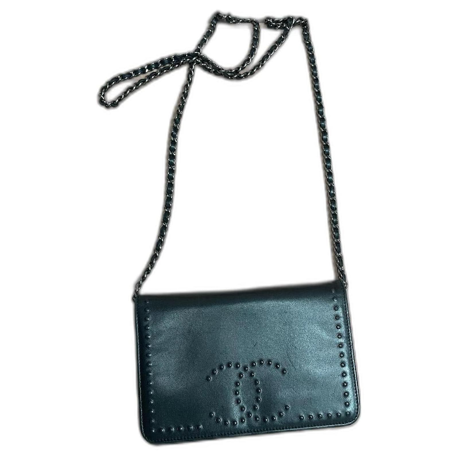 Vintage Chanel Wallet On Chain Bag in Black Fabric — singulié