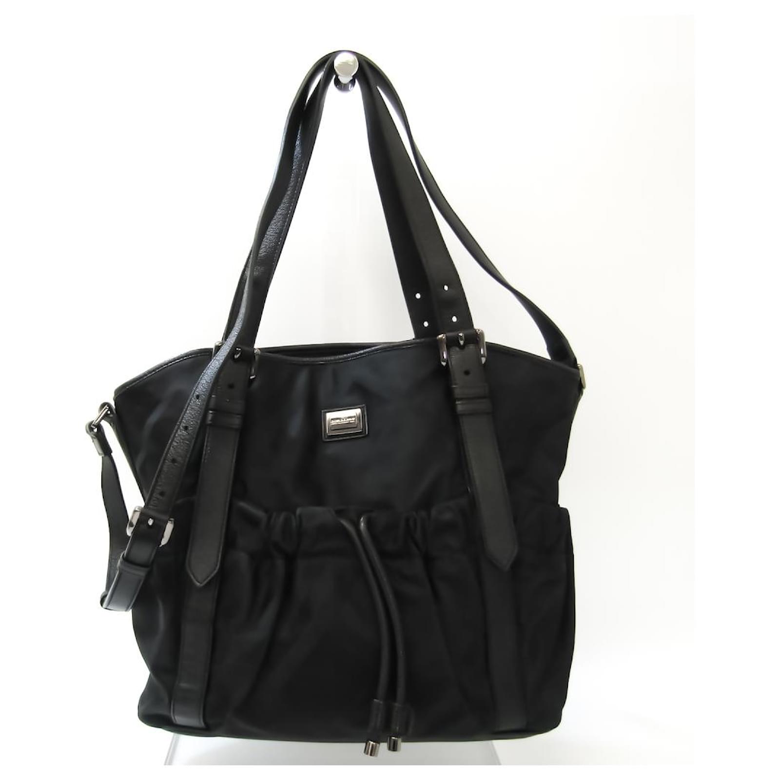 Burberry Shopper bag Black Synthetic ref.523000 - Joli Closet