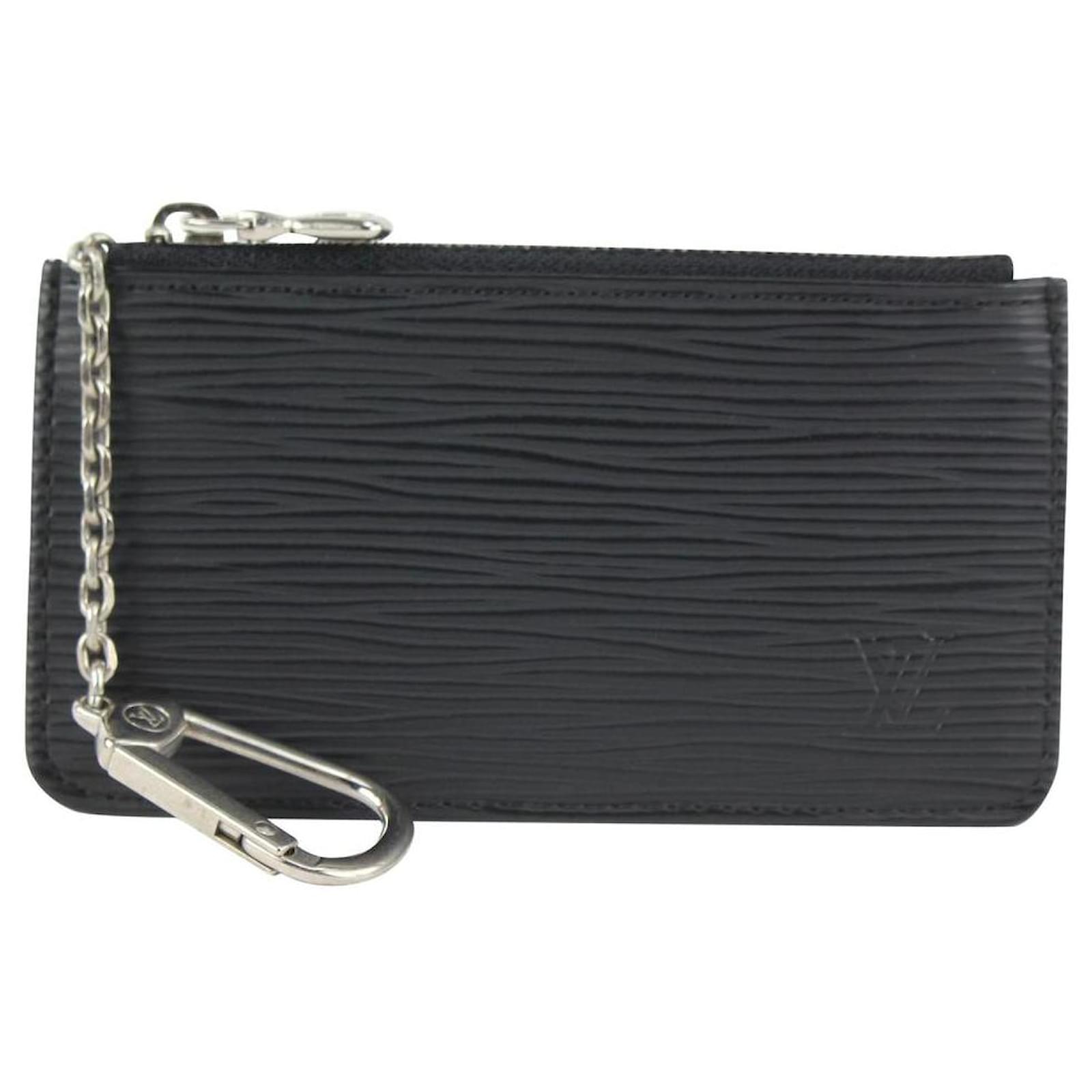 Louis Vuitton Black Epi Leather Noir Key Pouch Pochette Cles Silver 0LV29S  ref.523454 - Joli Closet