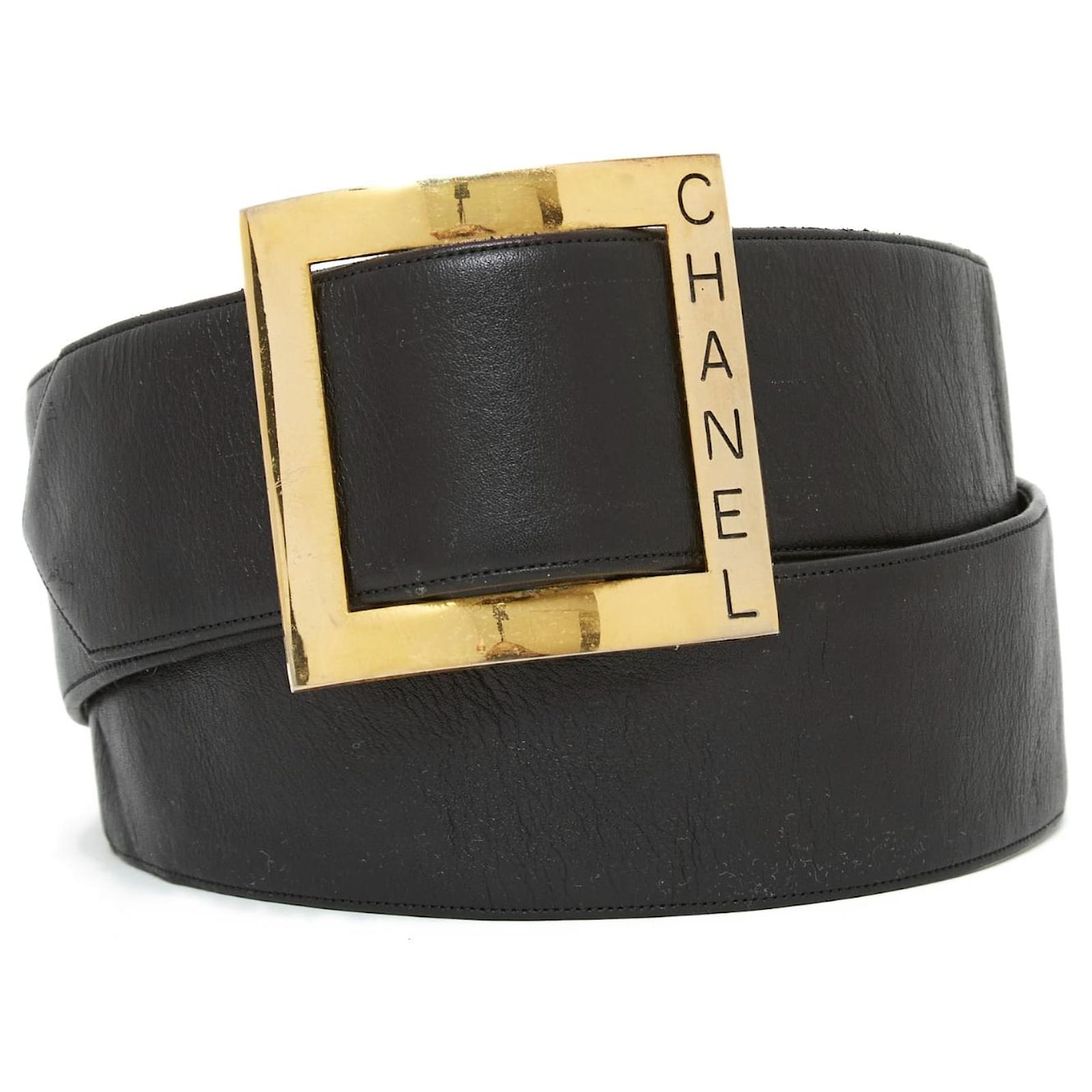 Chanel BLACK LEATHER T75 Adjustable ref.527057 - Joli Closet