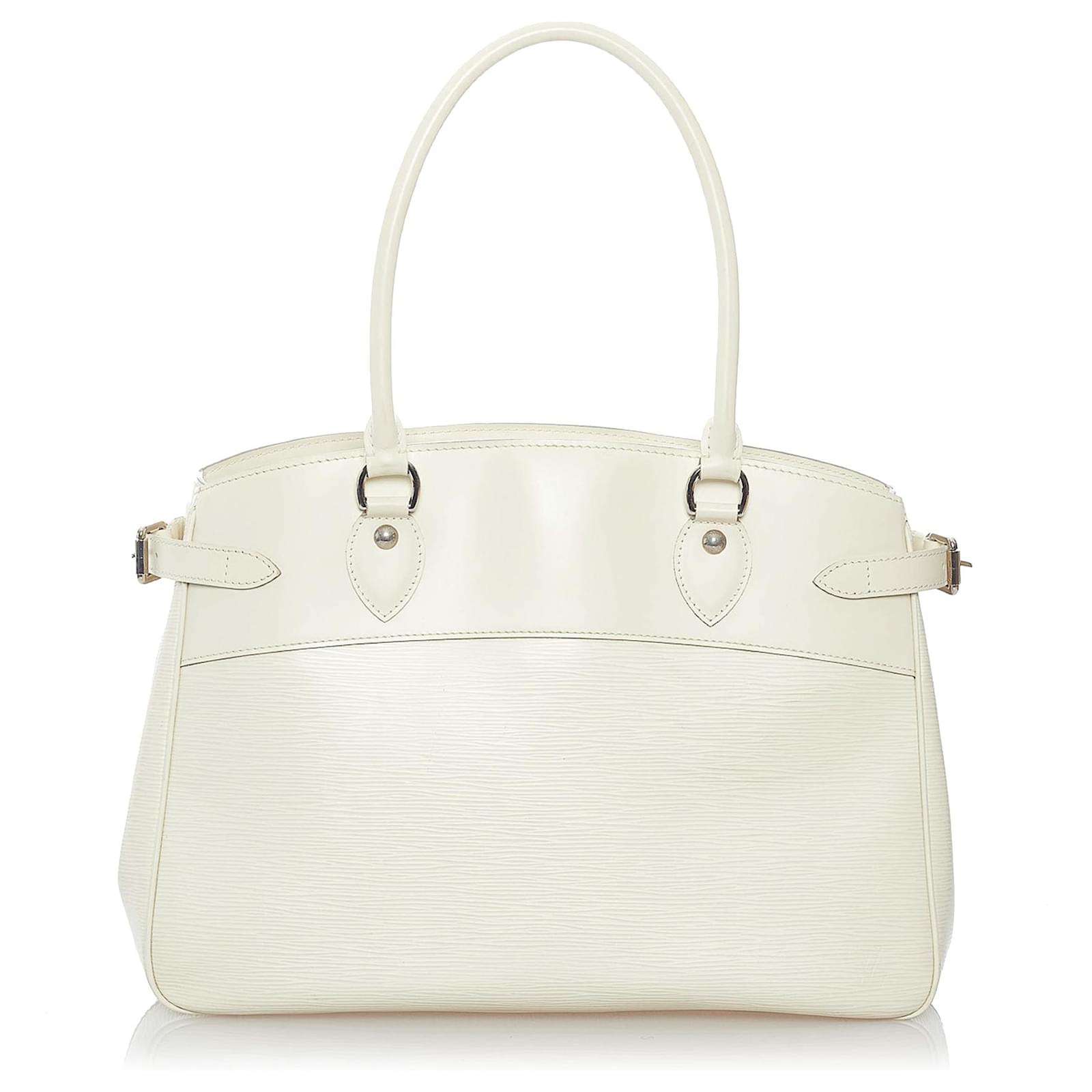 Louis Vuitton White Epi Passy GM Leather ref.530409 - Joli Closet