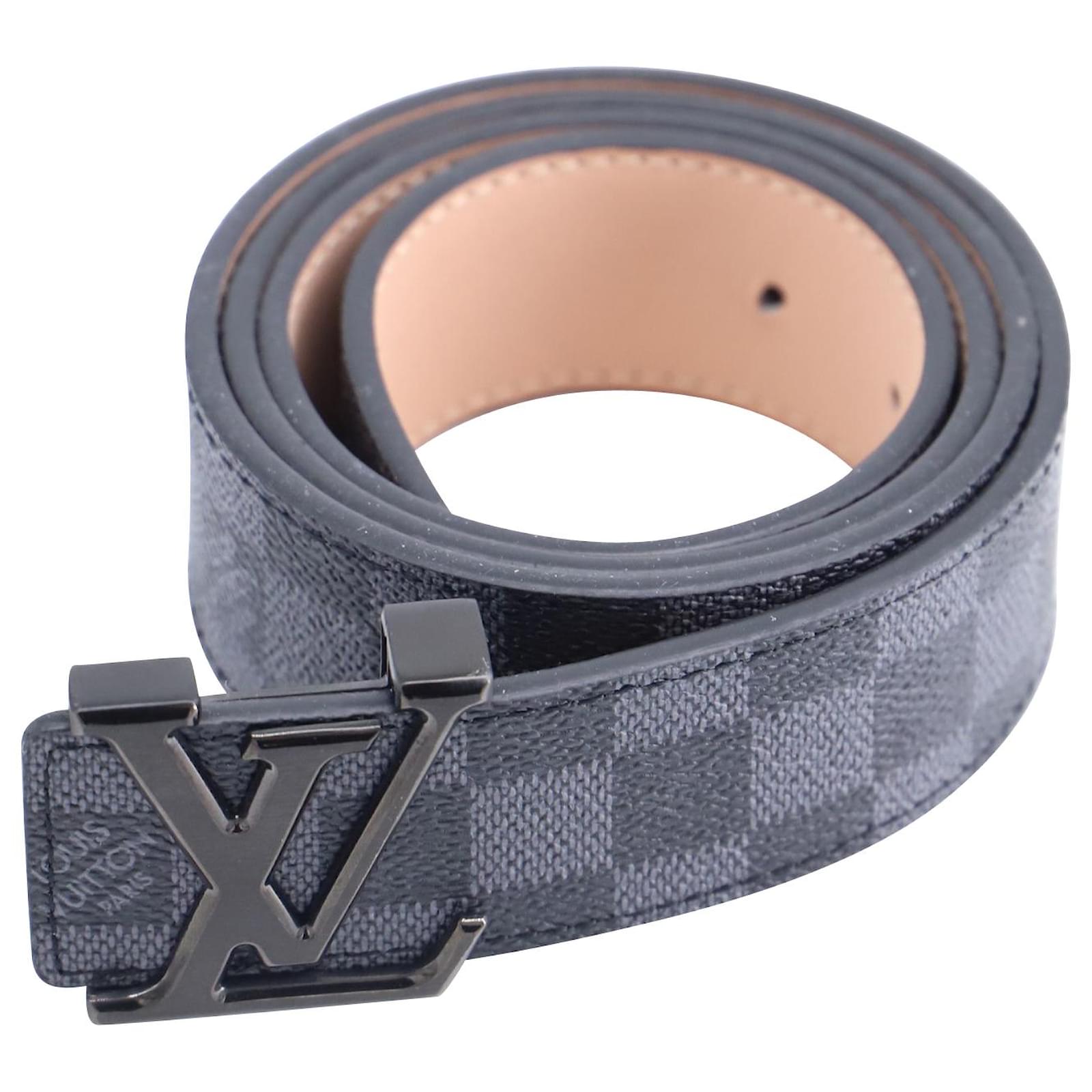 Louis Vuitton LV Initiales 40mm 