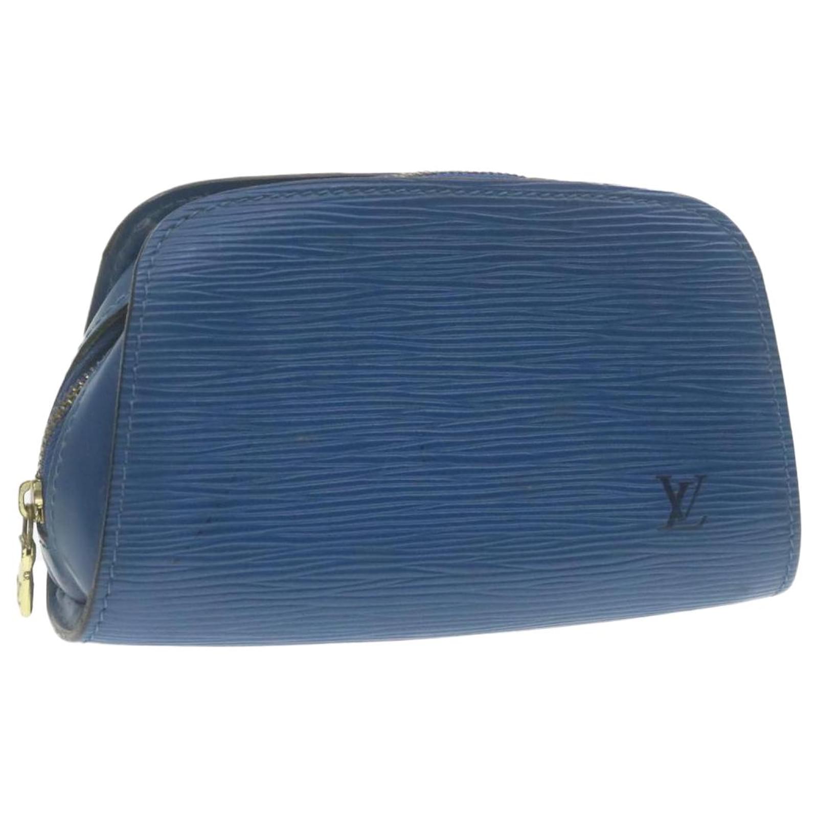 LOUIS VUITTON Epi Dauphine PM Cosmetic Pouch Blue M48445 LV Auth ar4029  Leather ref.531129 - Joli Closet