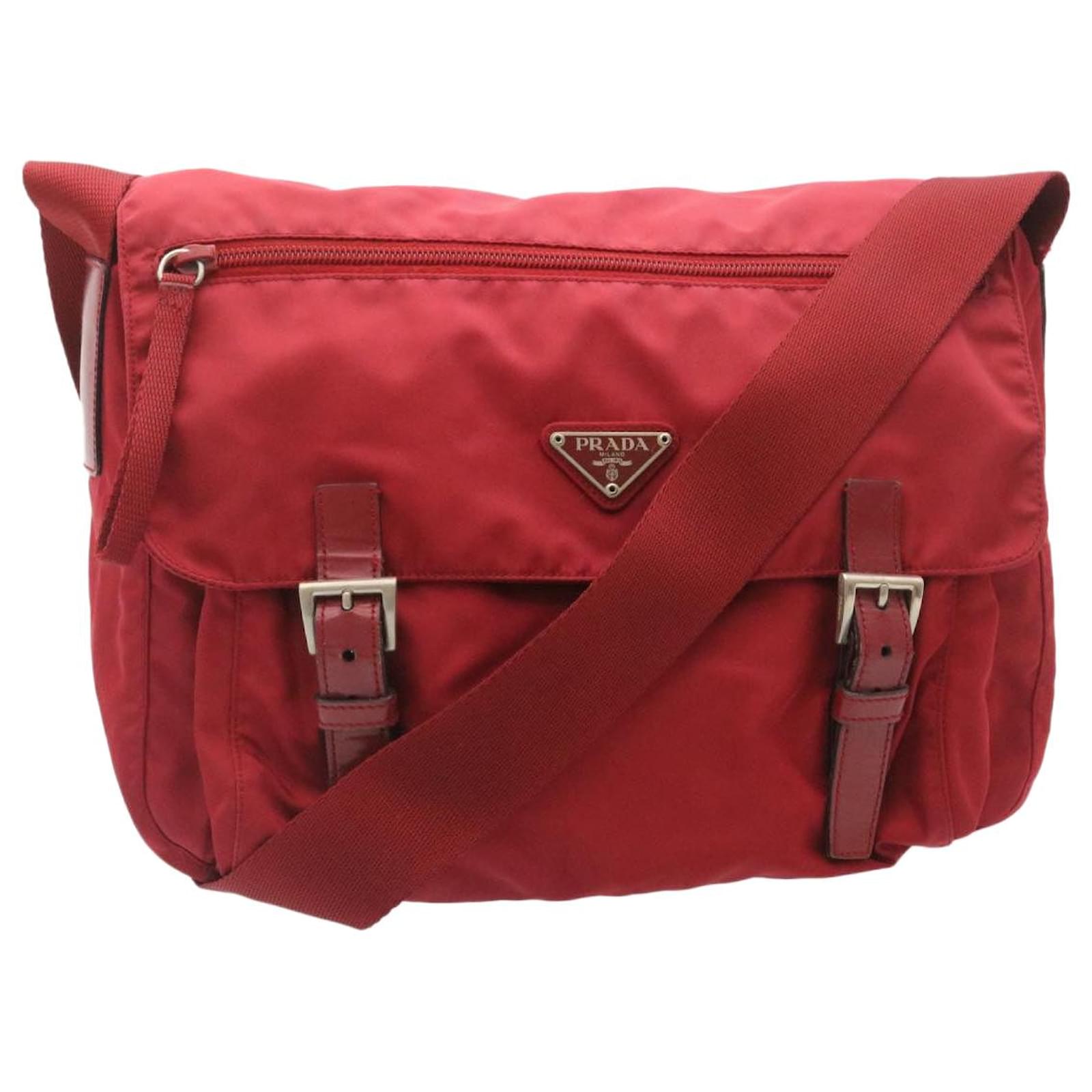 PRADA Shoulder Bag Nylon Red Auth jk984 ref.532350 - Joli Closet