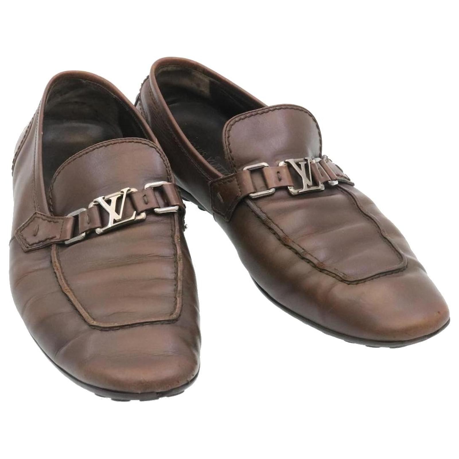 LOUIS VUITTON Driving shoes loafers Leather Brown LV Auth nh475 ref.532675  - Joli Closet