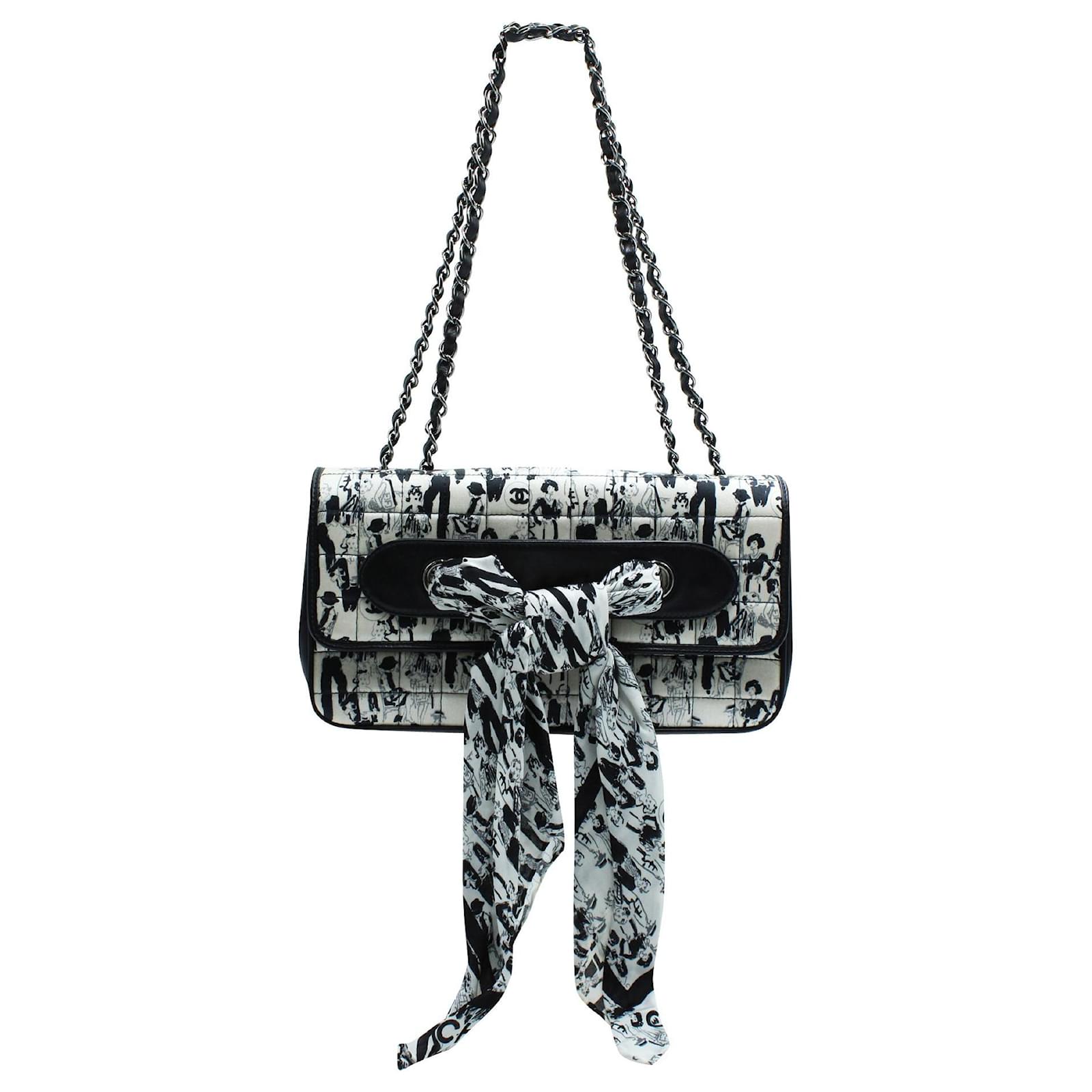 Chanel Vintage Limited Edition Karl Lagerfeld Sketch Fabric Shoulder Bag  Black ref.535548 - Joli Closet