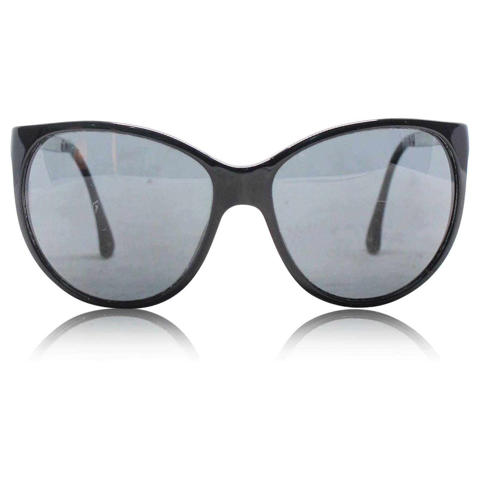 Chanel Butterfly Black Sunglasses Plastic ref.537248 - Joli Closet