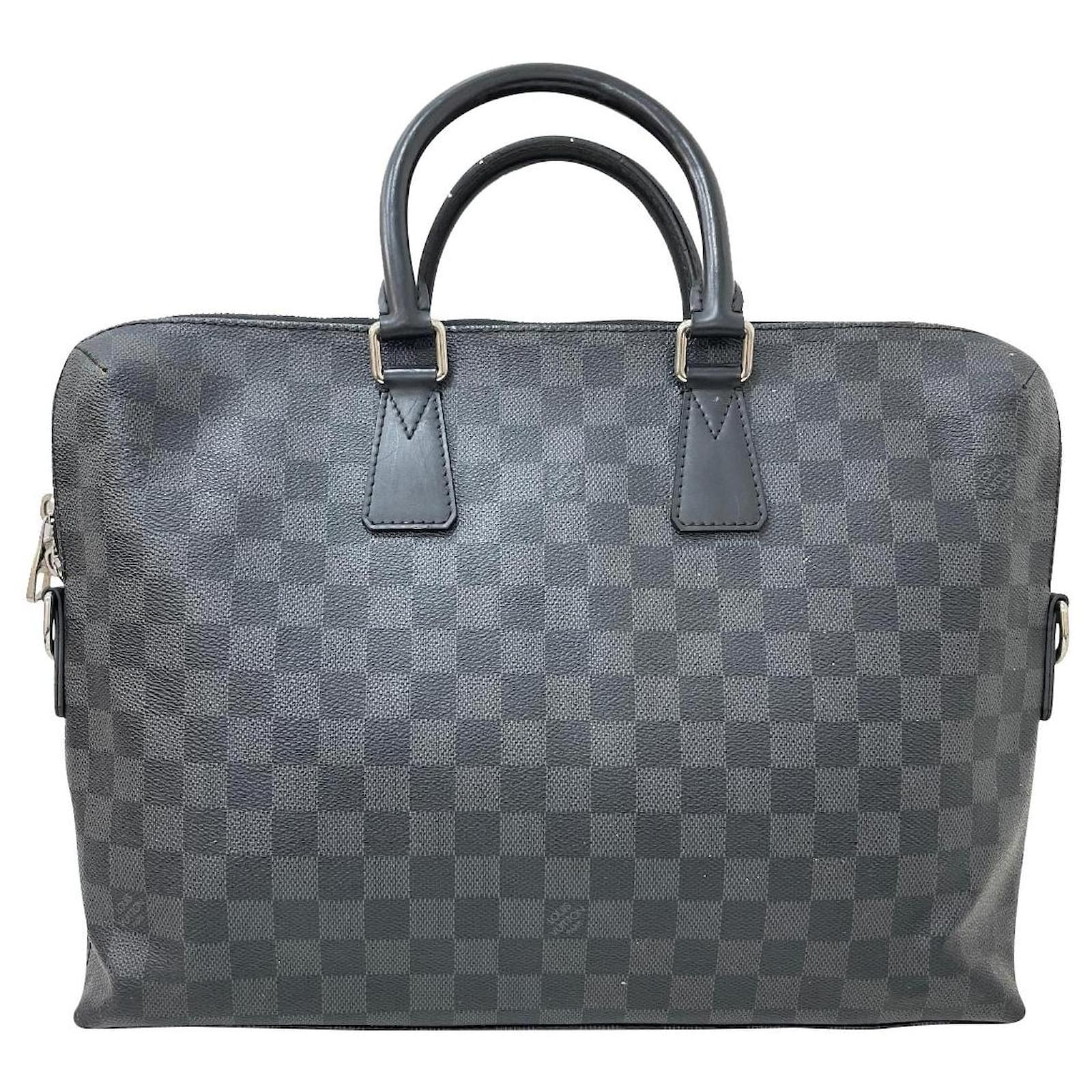 Louis Vuitton documents bag Multiple colors Cloth ref.539598 - Joli Closet