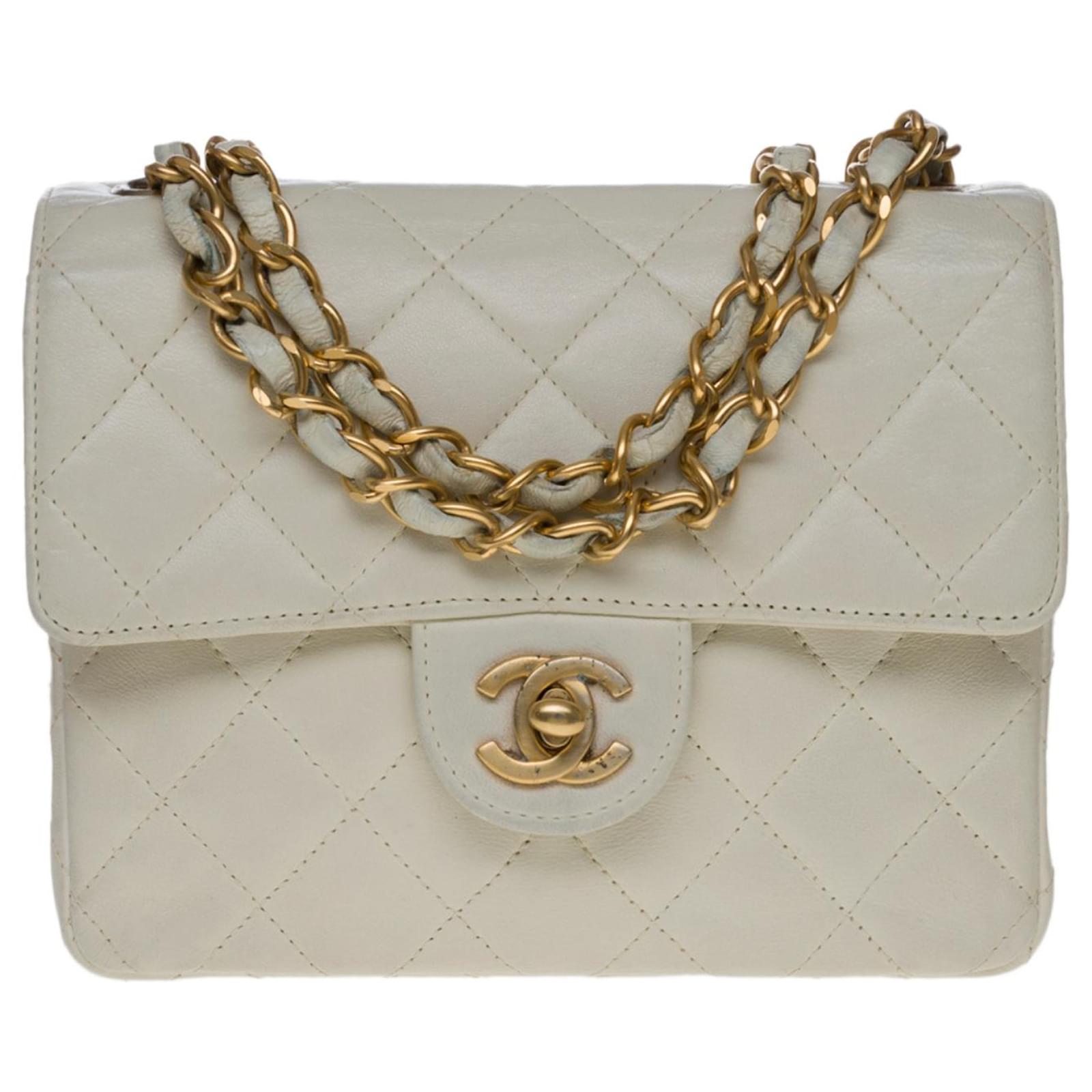 CHANEL Caviar Quilted Timeless Clutch White 205256