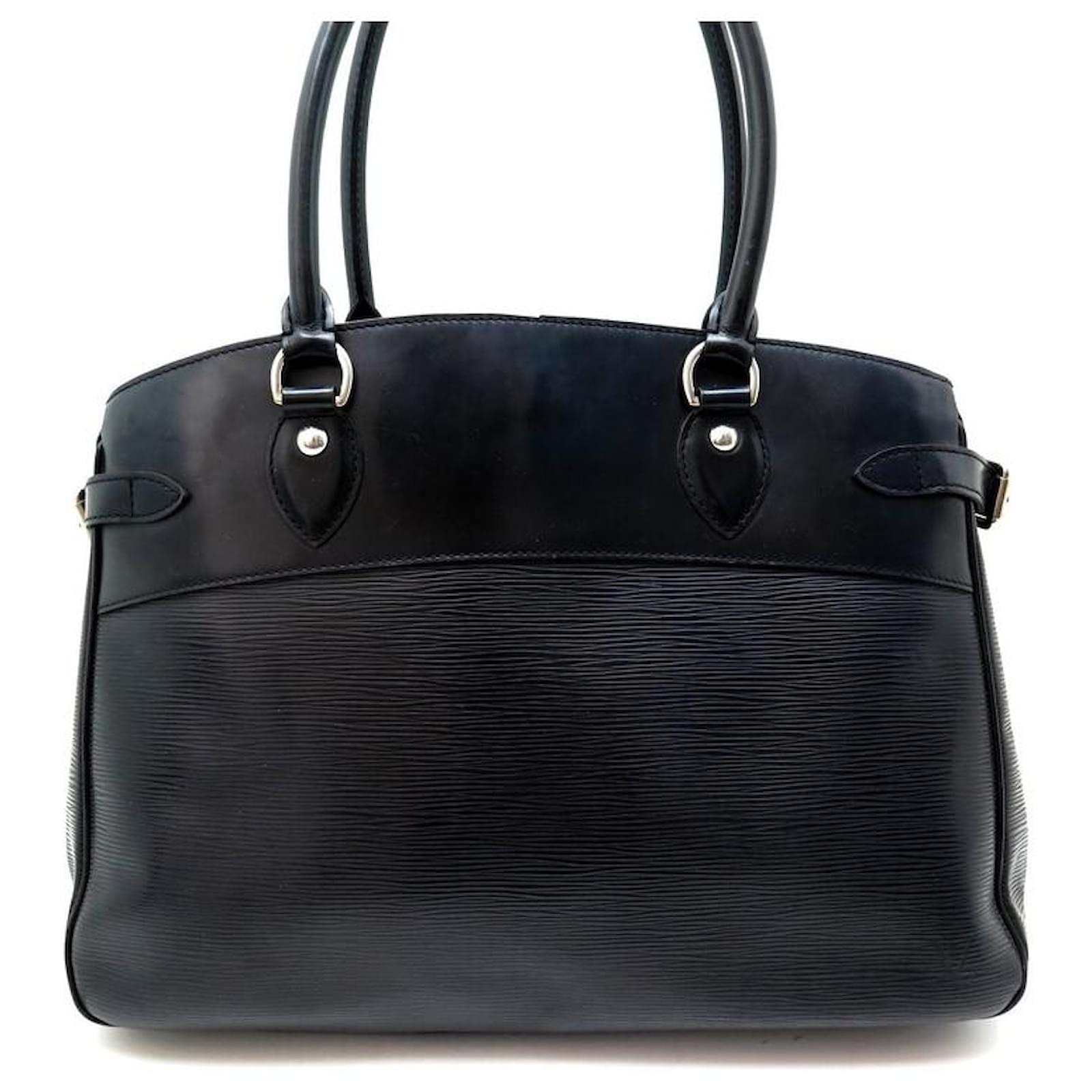 Louis Vuitton Epi Passy Bag Reduce
