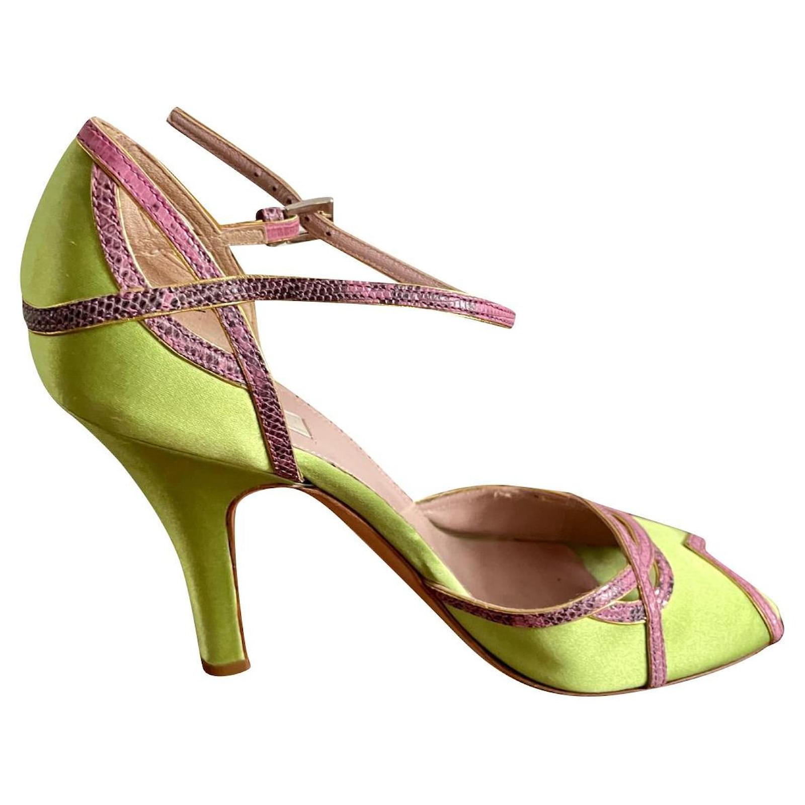 Tacones exoticos top