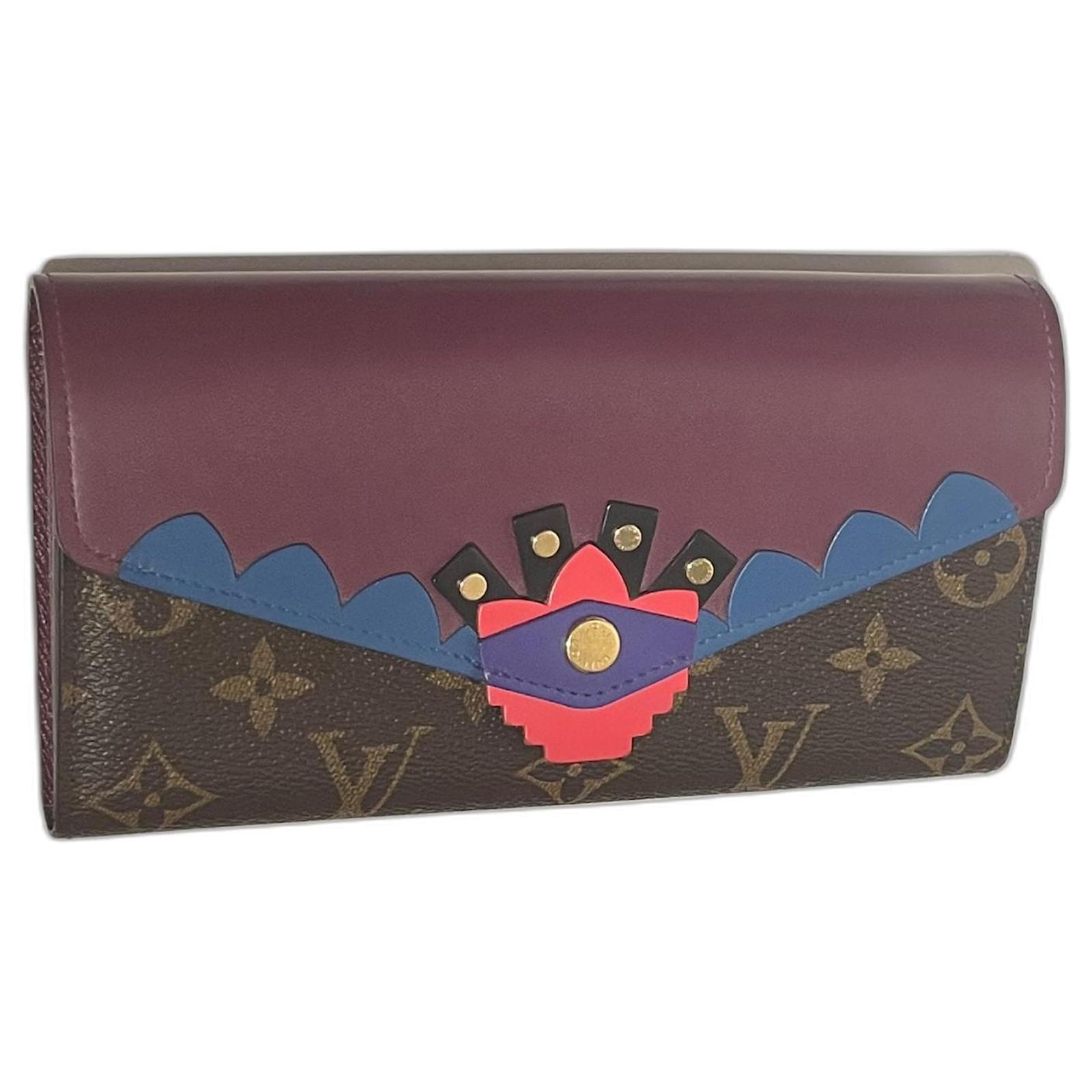 Louis Vuitton Limited Edition Monogram Totem Sarah Wallet Brown Pink Blue Purple  Leather ref.544949 - Joli Closet