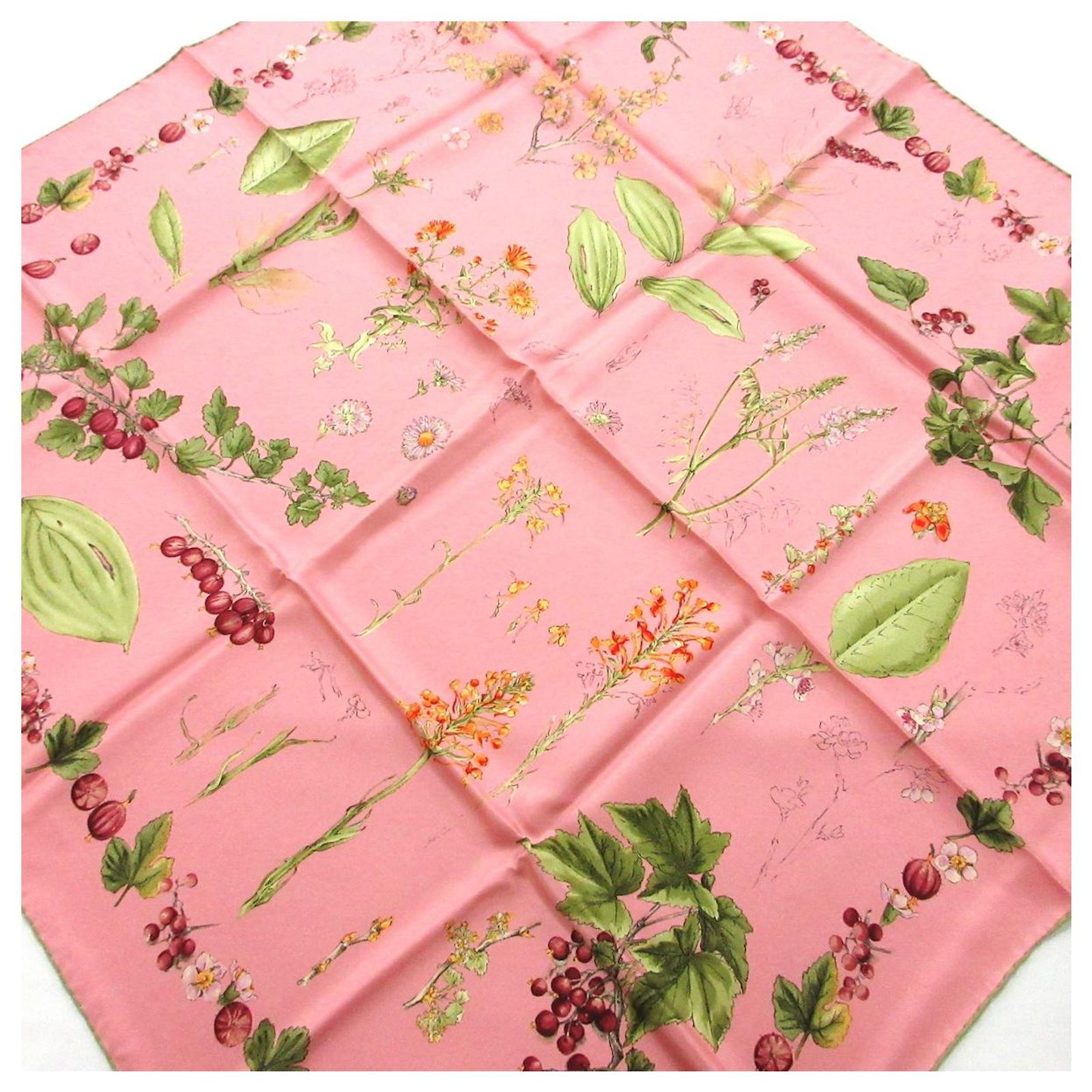 TIFFANY & CO. Scarf Silk ref.545269 - Joli Closet