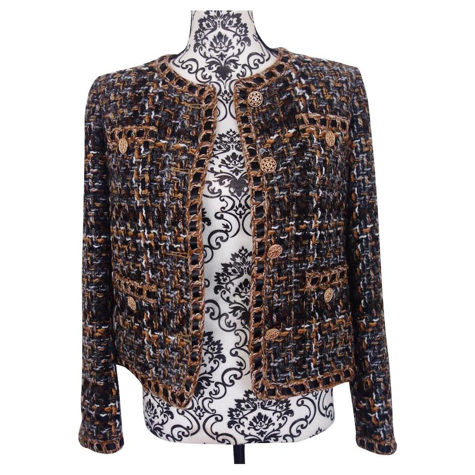 Chanel, black boucle tweed jacket - Unique Designer Pieces