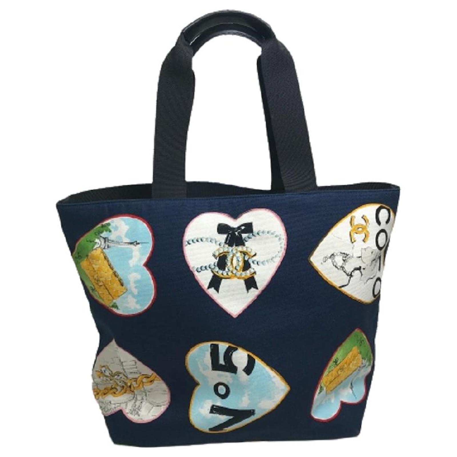 CHANEL COCO Valentine Limited Heart Pattern Handbag Tote Bag Canvas Ladies  Navy Navy blue ref.546796 - Joli Closet