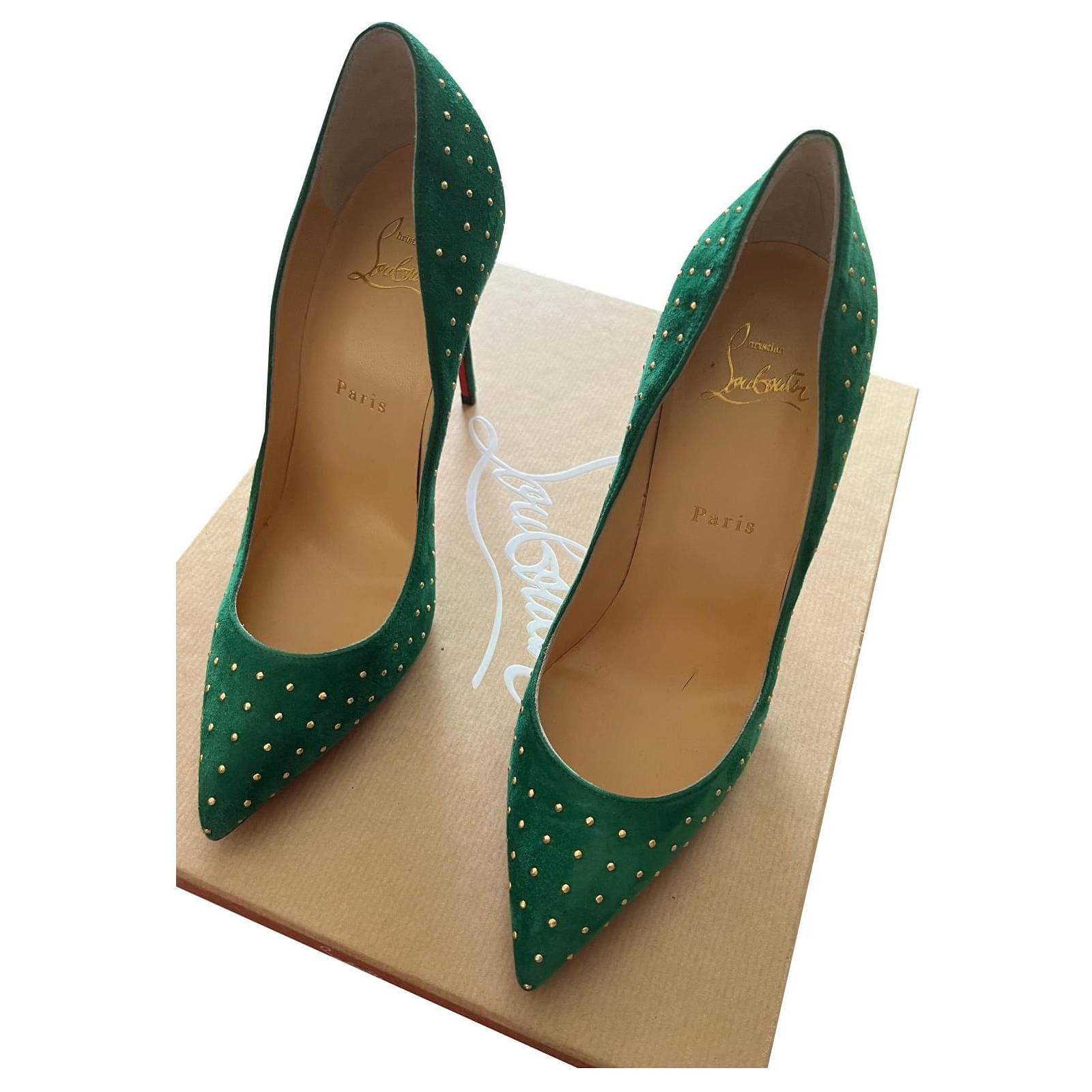 Woman Handmade Medium Block Heels in Green Suede, New collection Emerald  green