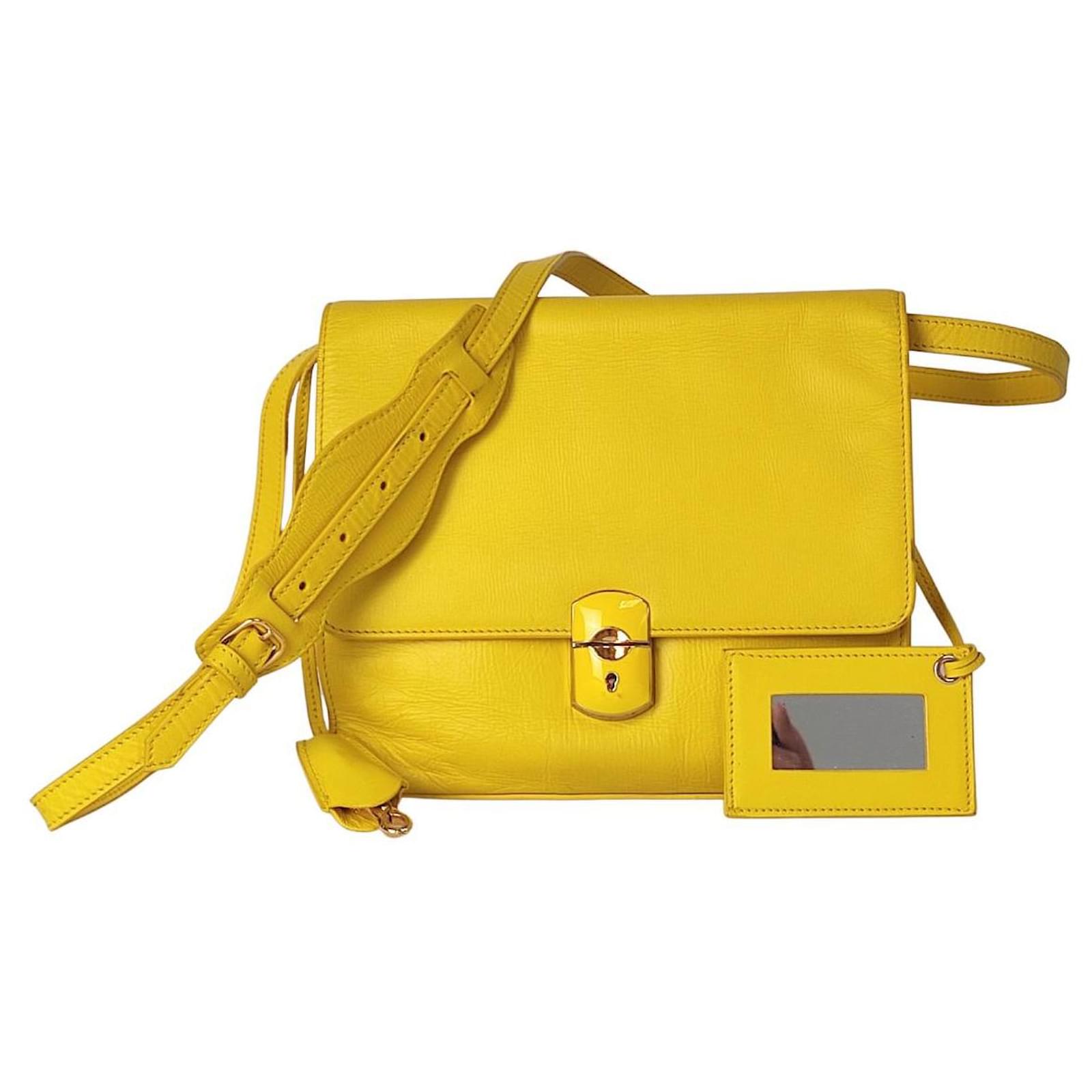 Túi Balenciaga Le Cagole Small Shoulder Bag Neon Yellow Xanh SHW best  quality