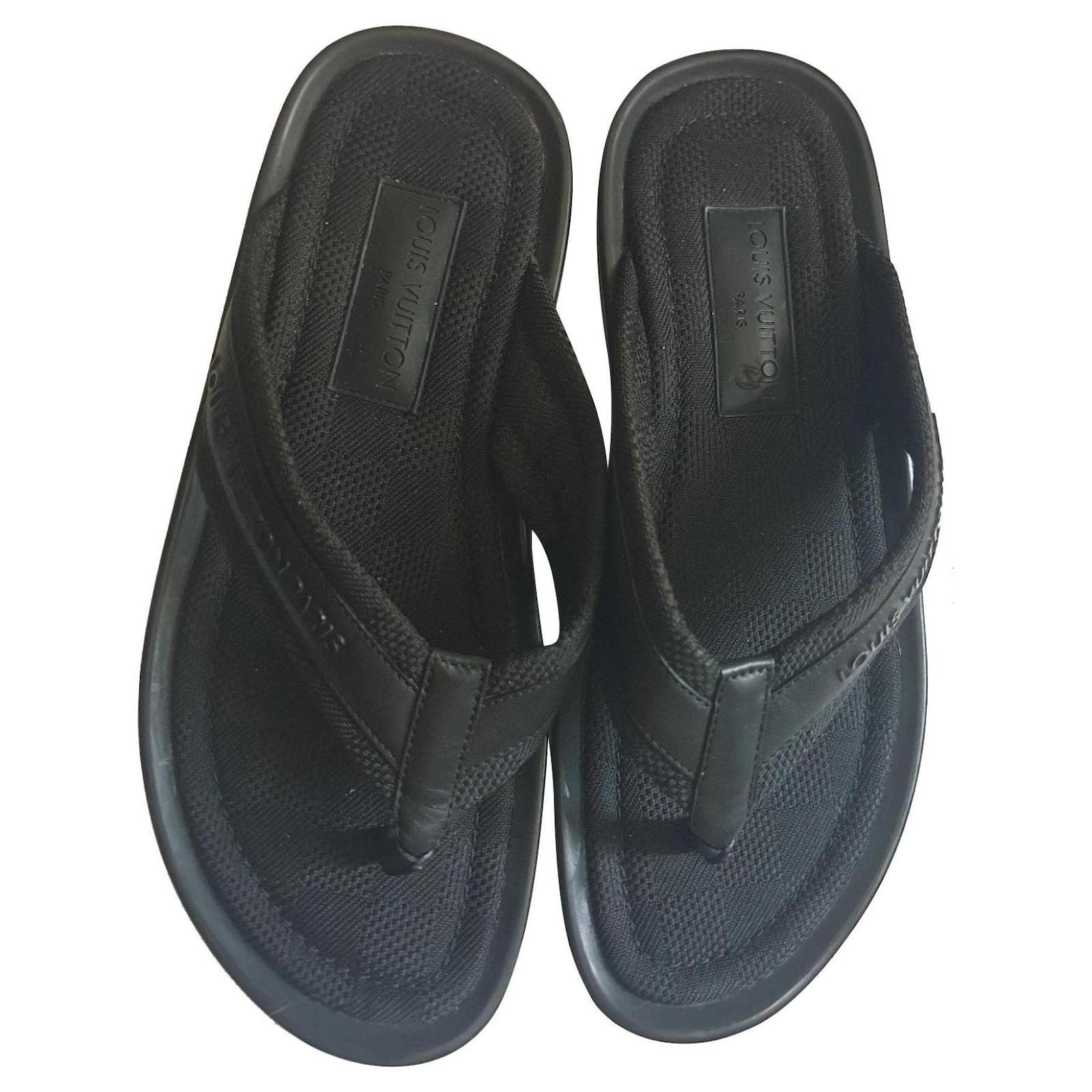 SANDALES PANTOUFLES HOMME Louis Vuitton en cuir Damier noir