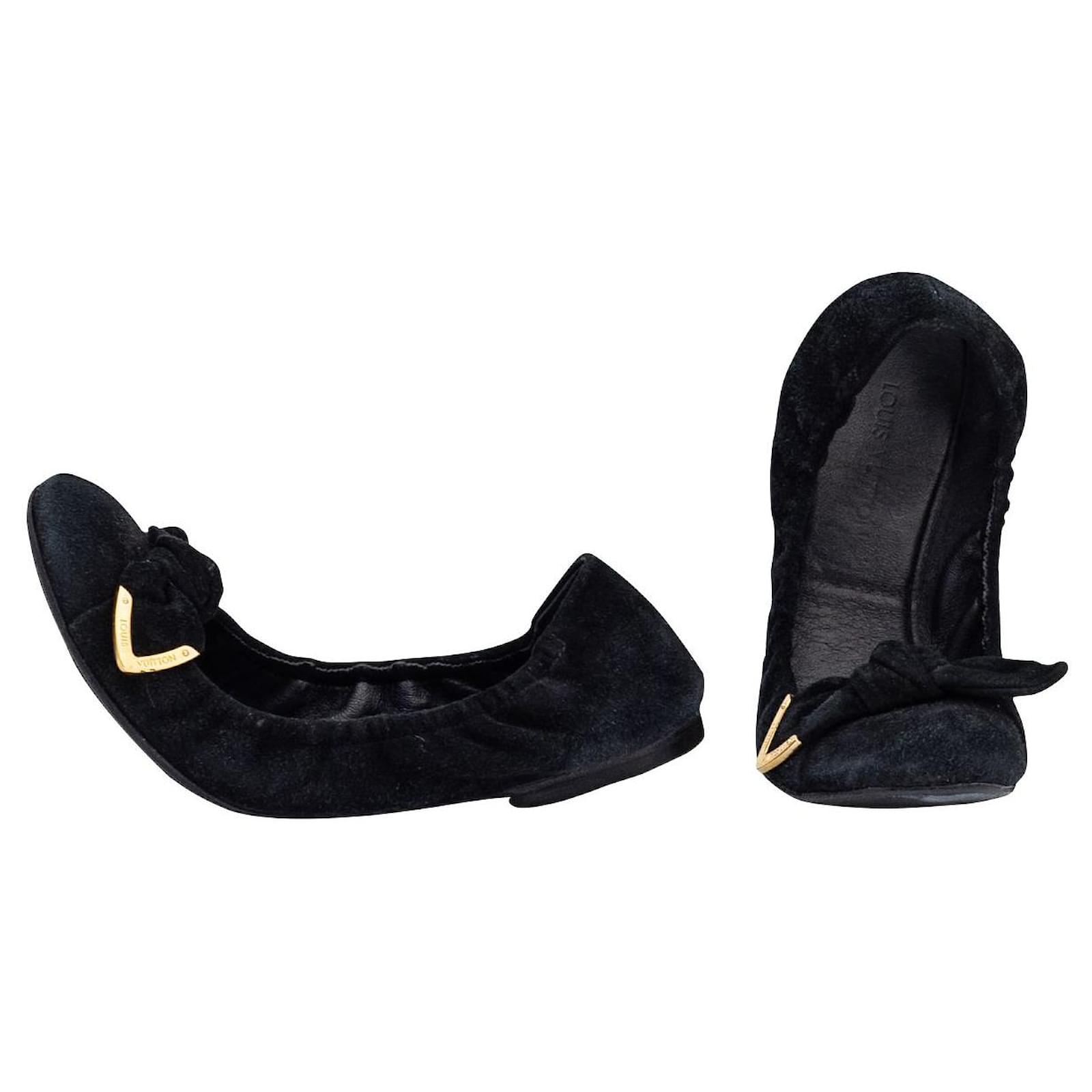 Louis Vuitton ballerinas in black suede with bows ref.548141 - Joli Closet
