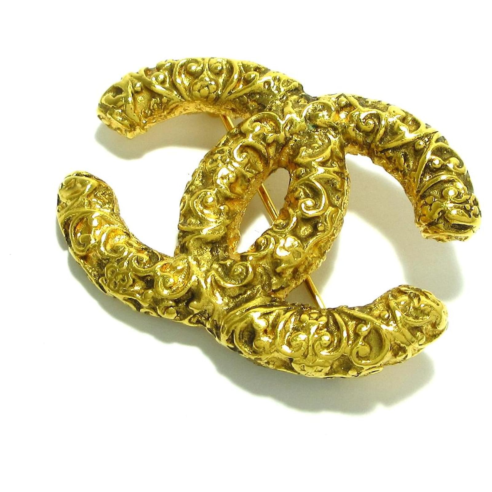 Chanel COCO Mark Golden Metal ref.850944 - Joli Closet