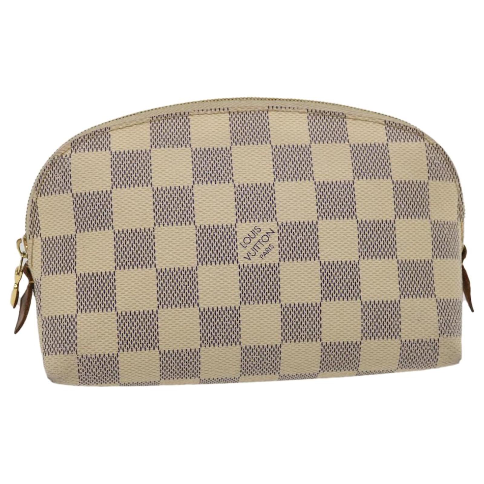 Louis Vuitton LV cosmetic pouch leather new Beige ref.498736 - Joli Closet