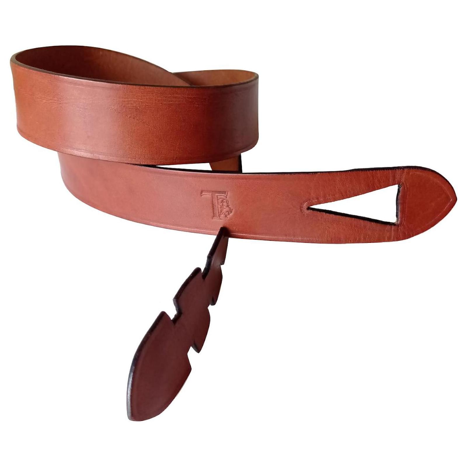 Tod's - Belt in Leather, BROWN, 90 - Belts
