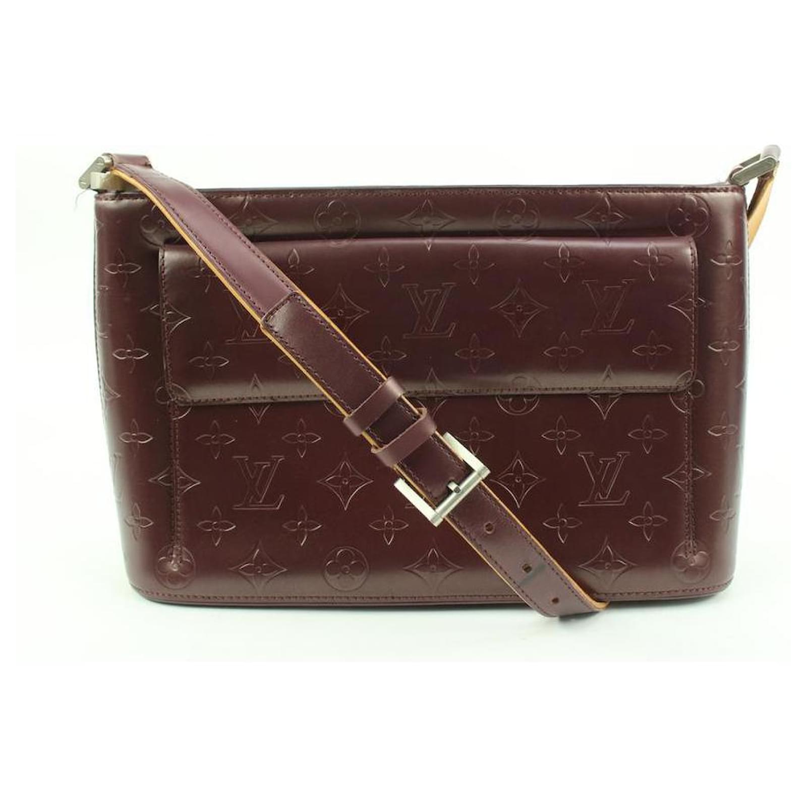 Louis Vuitton Burgundy Monogram Vernis Mat Allston Shoulder bag Leather  ref.552656 - Joli Closet