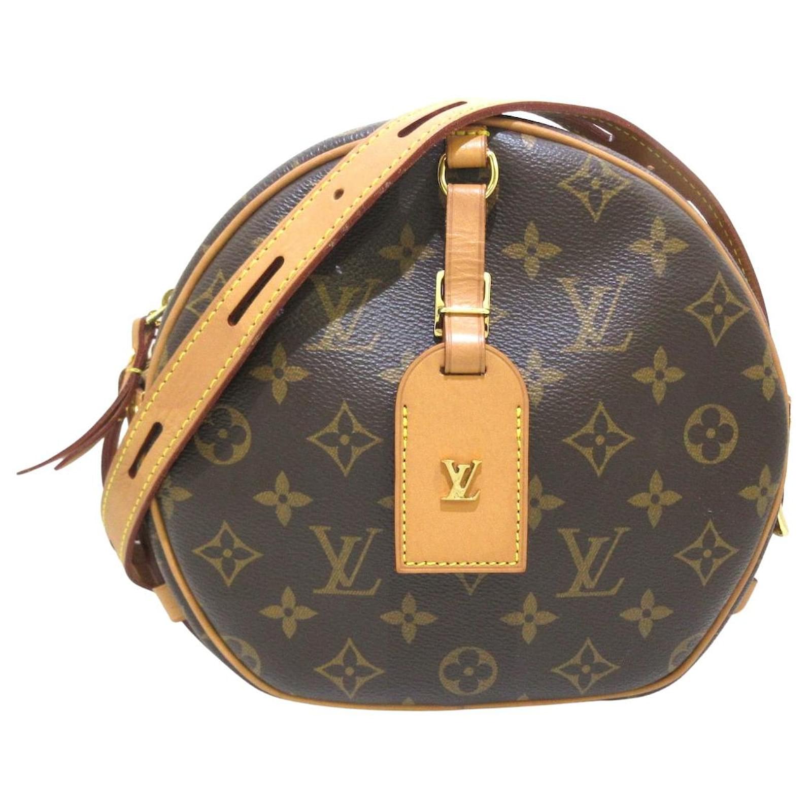 Louis Vuitton Petite Boite Chapeau Brown Cloth ref.552789 - Joli Closet