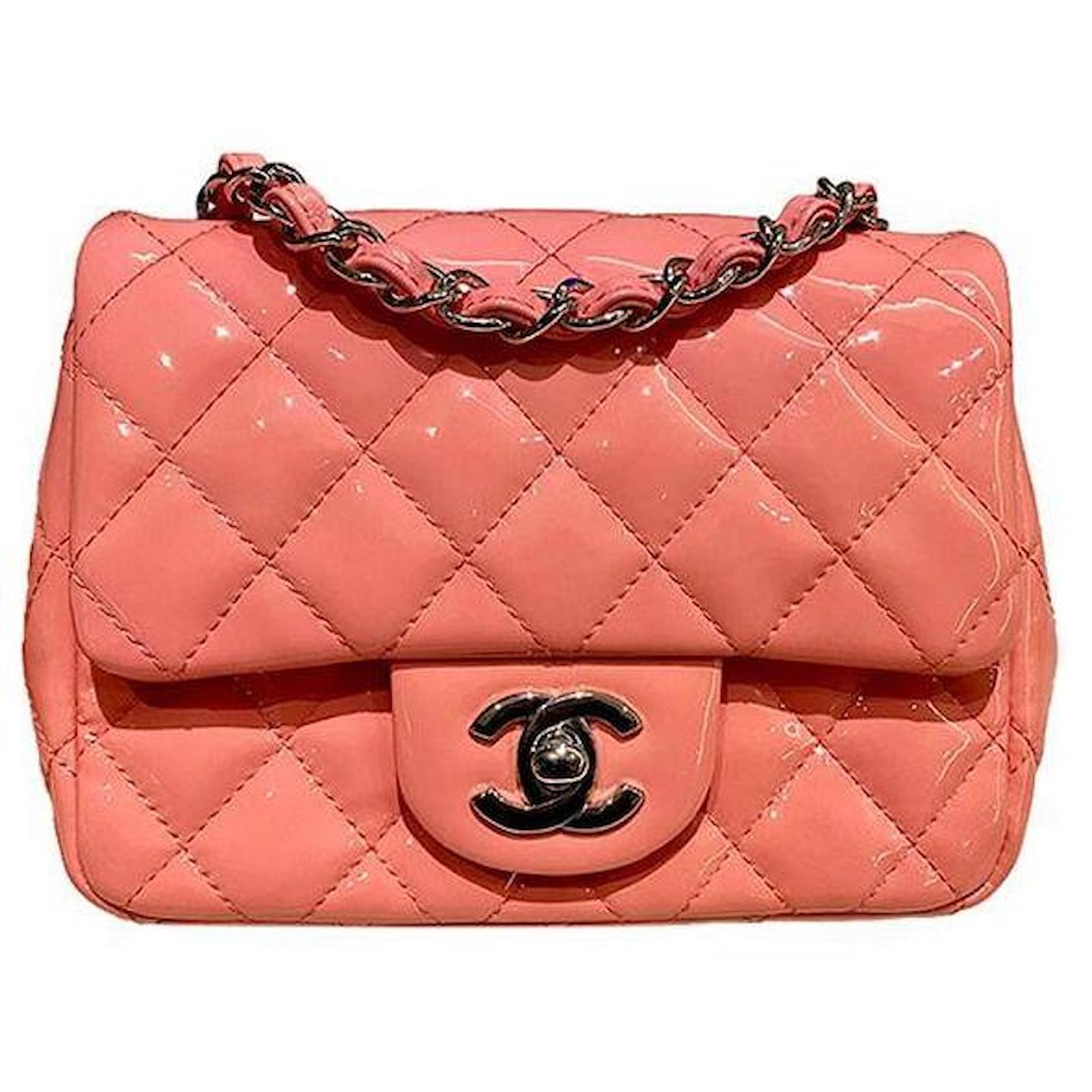 Timeless Chanel Classic Pink Quilted Patent Leather Mini Square Flap Bag  ref.554124 - Joli Closet