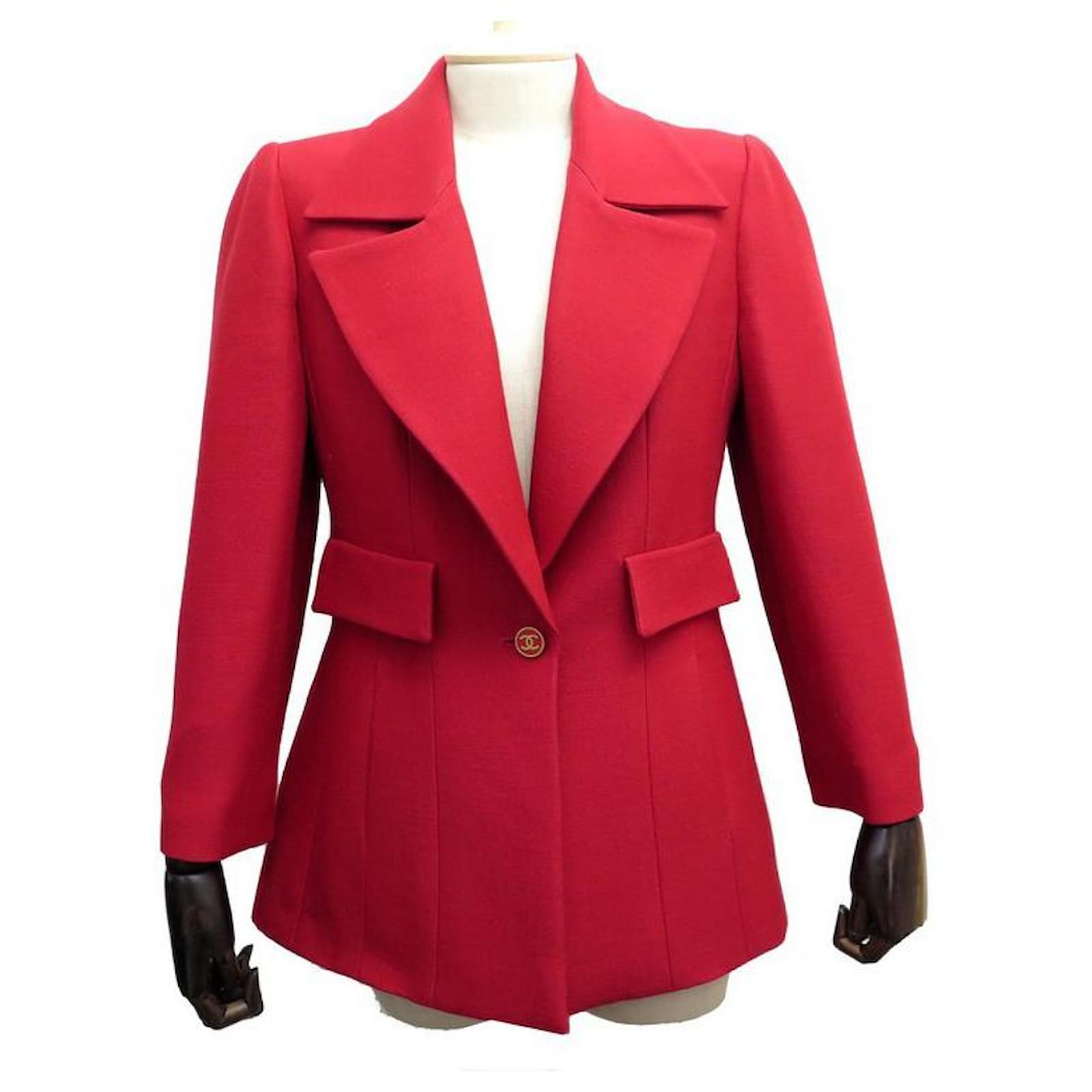 Chi tiết hơn 77 chanel red jacket tuyệt vời nhất  trieuson5
