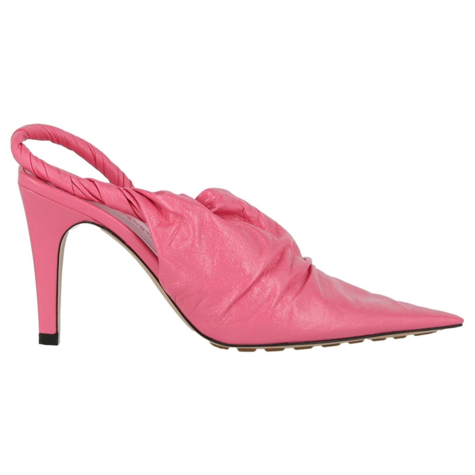 Bottega Veneta Point Leather Slingback 