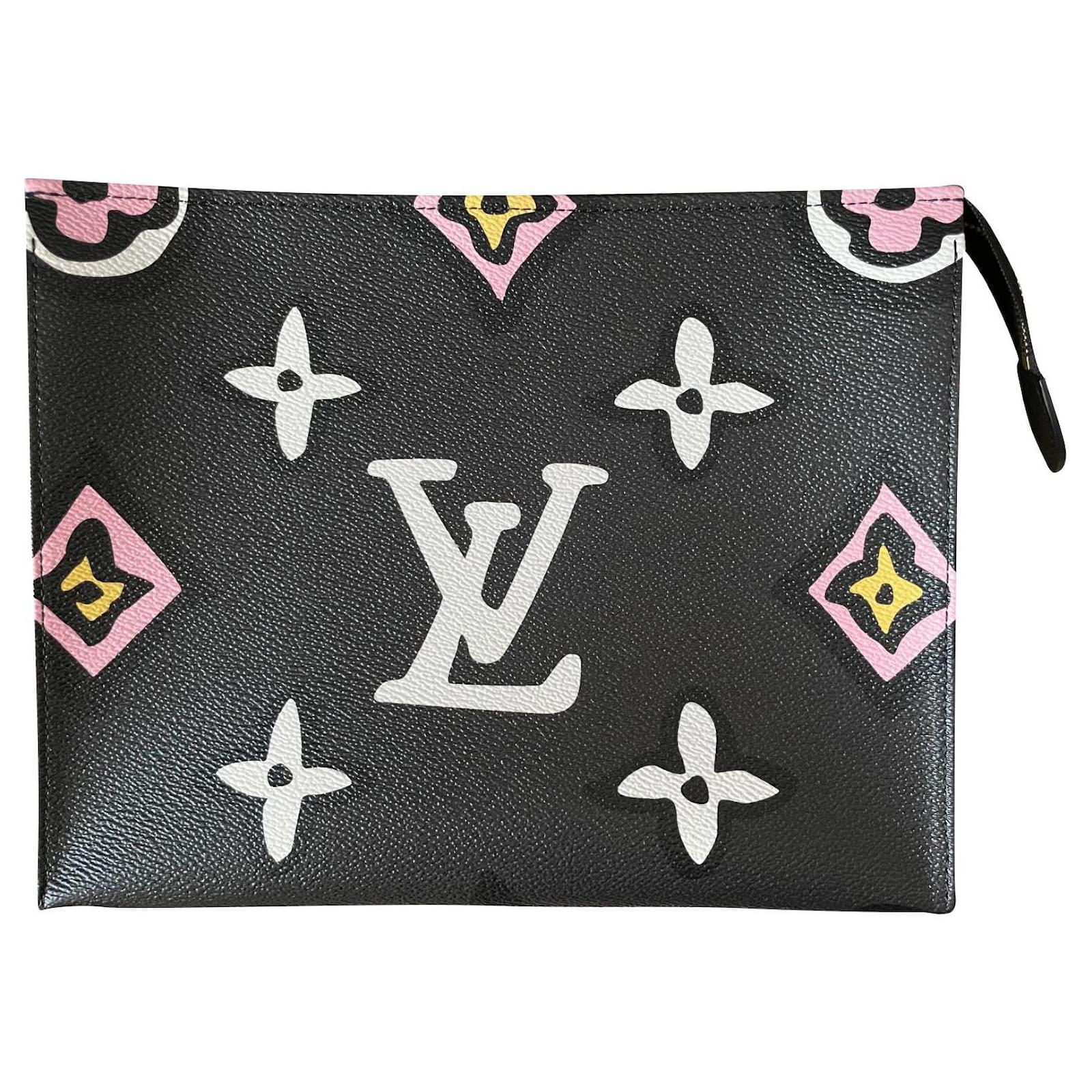 Louis Vuitton toilet pouch 26 wild at heart collection New Black