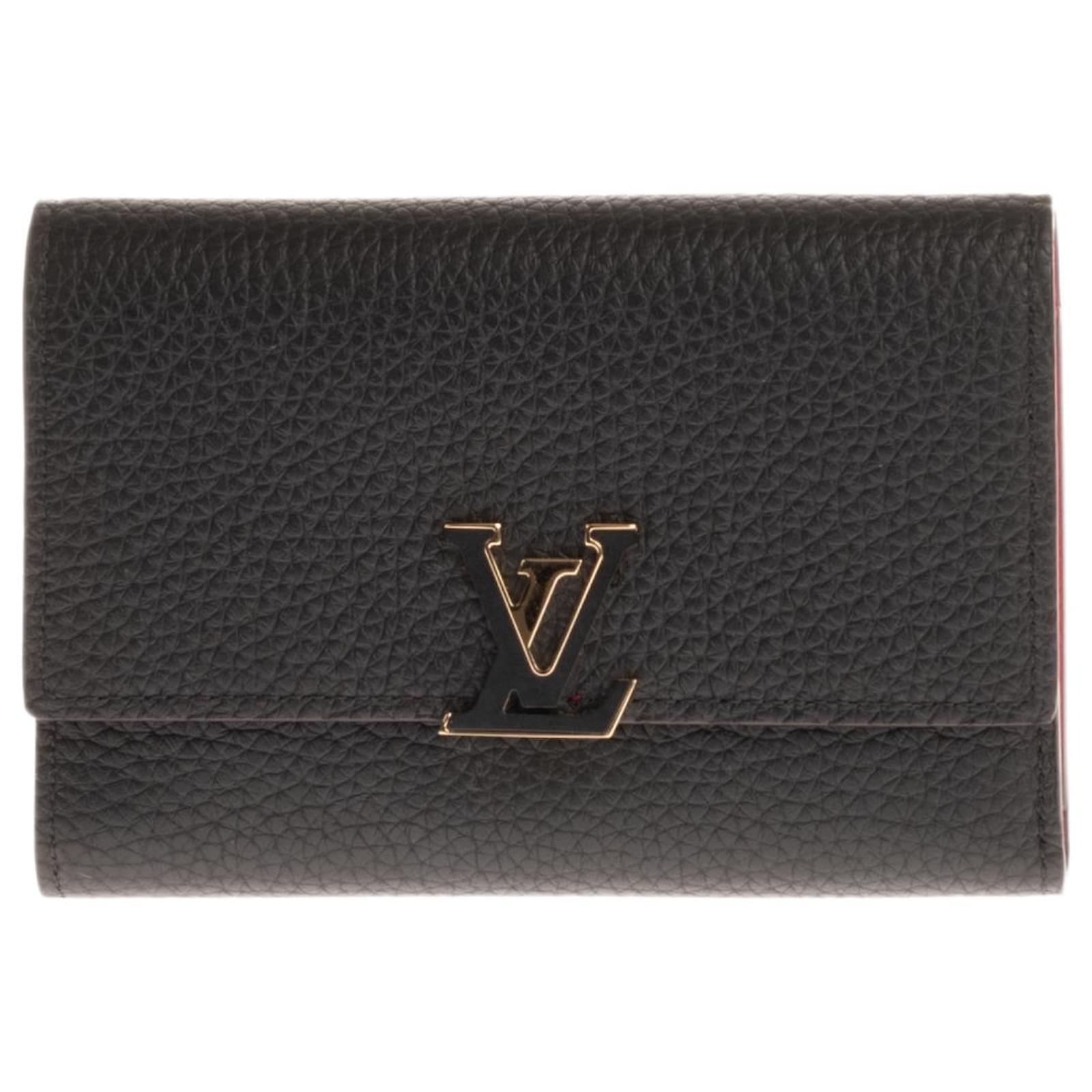 LOUIS VUITTON CAPUCINES COMPACT WALLET TAURILLON LEATHER