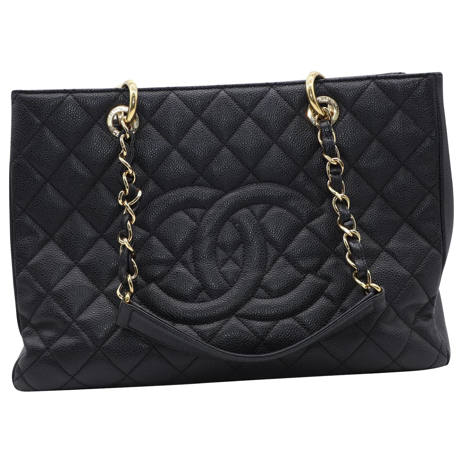 Chanel GST Quilted Tote in Black Leather ref.560409 - Joli Closet